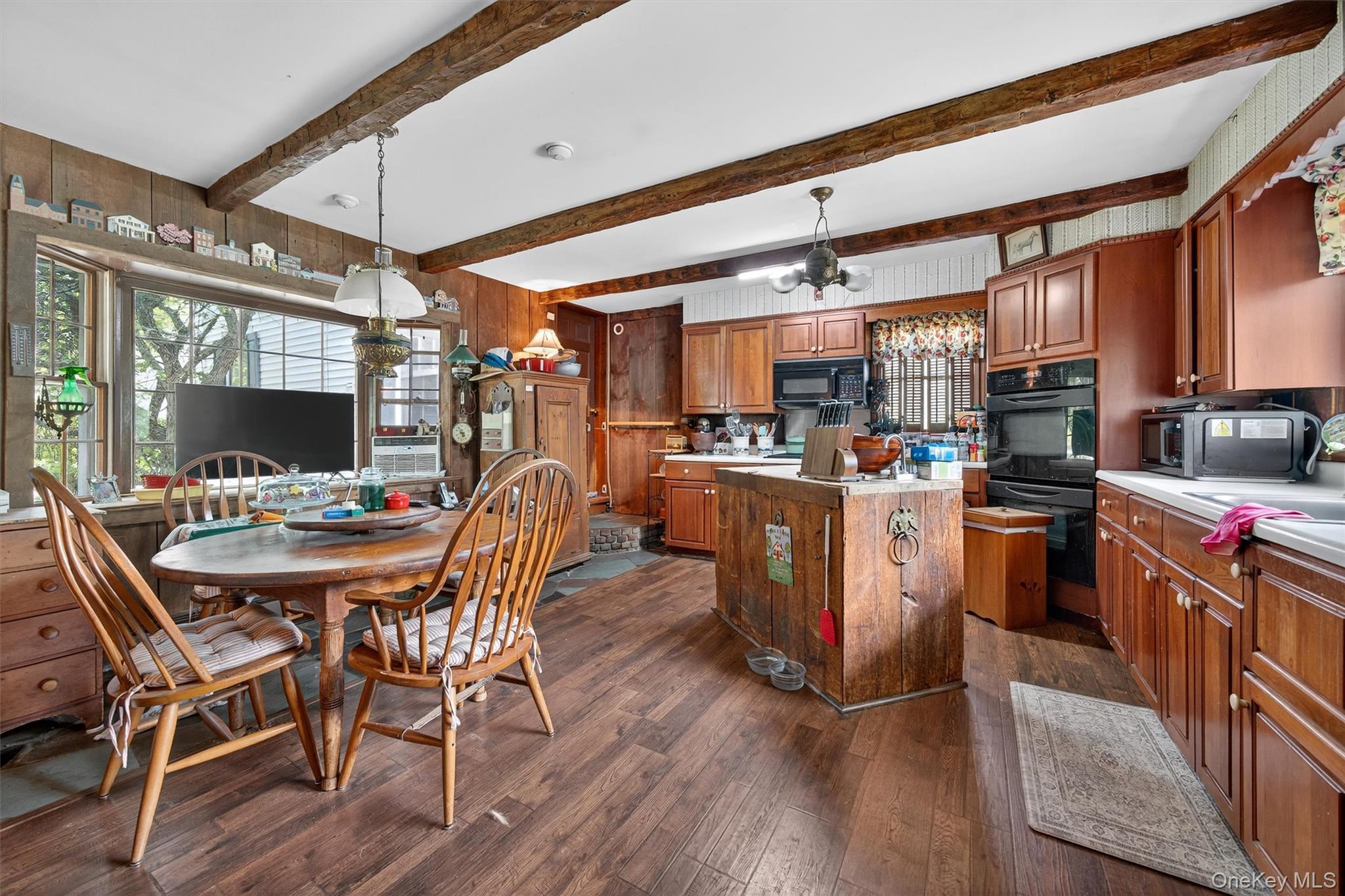 169 Greeves Road, New Hampton, NY 10958