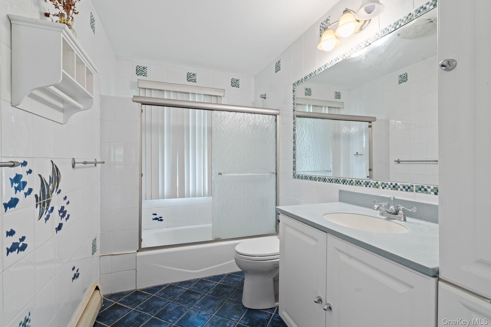 13 Whitney Circle, Glen Cove, NY 11542