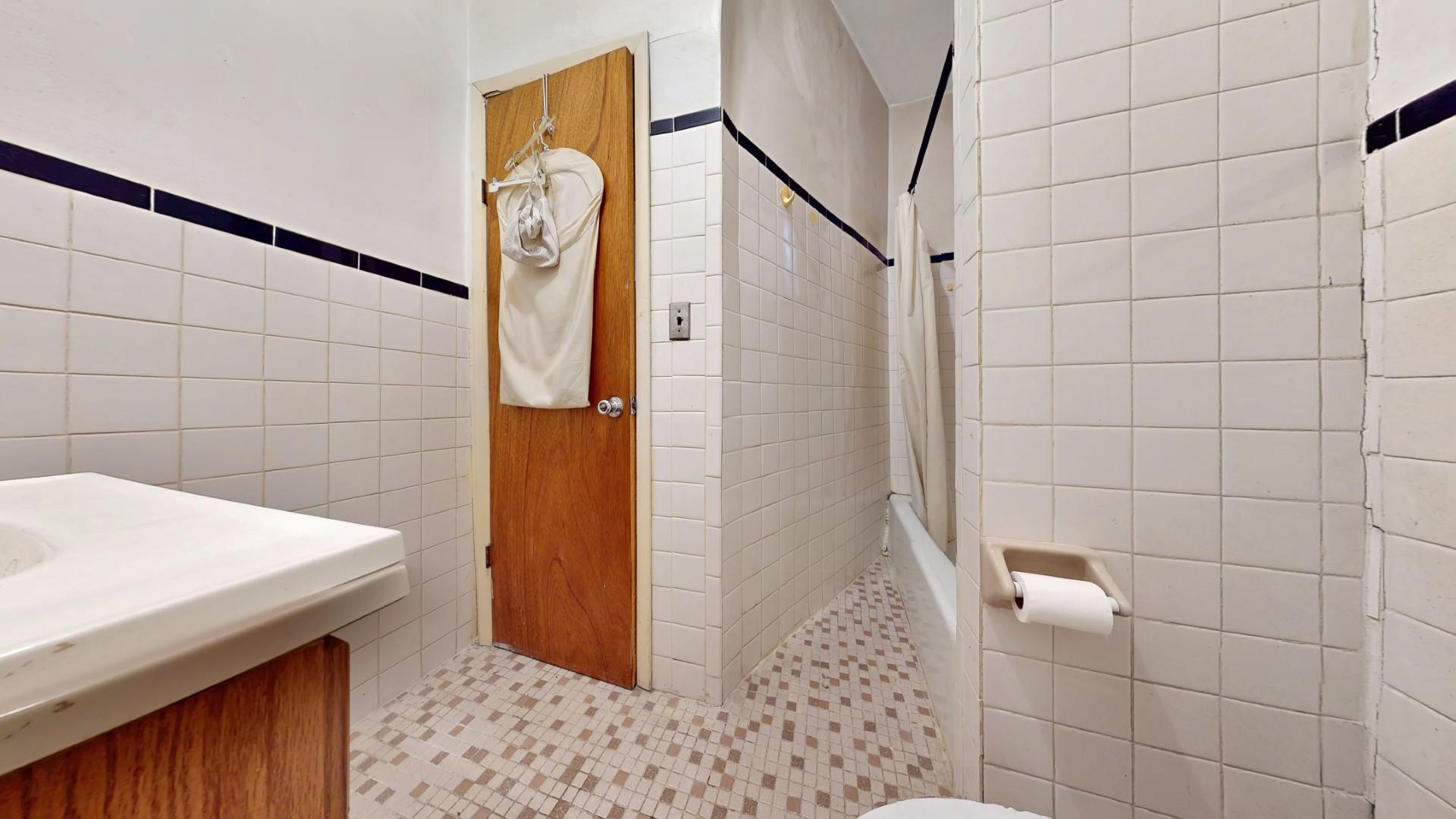 32-87 38th Street, Astoria, NY 11103