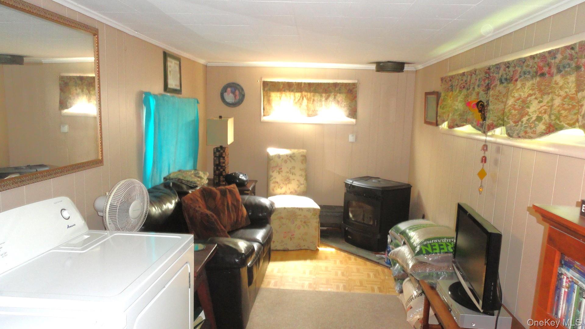 198 Tinkertown Road, Salt Point, NY 12578