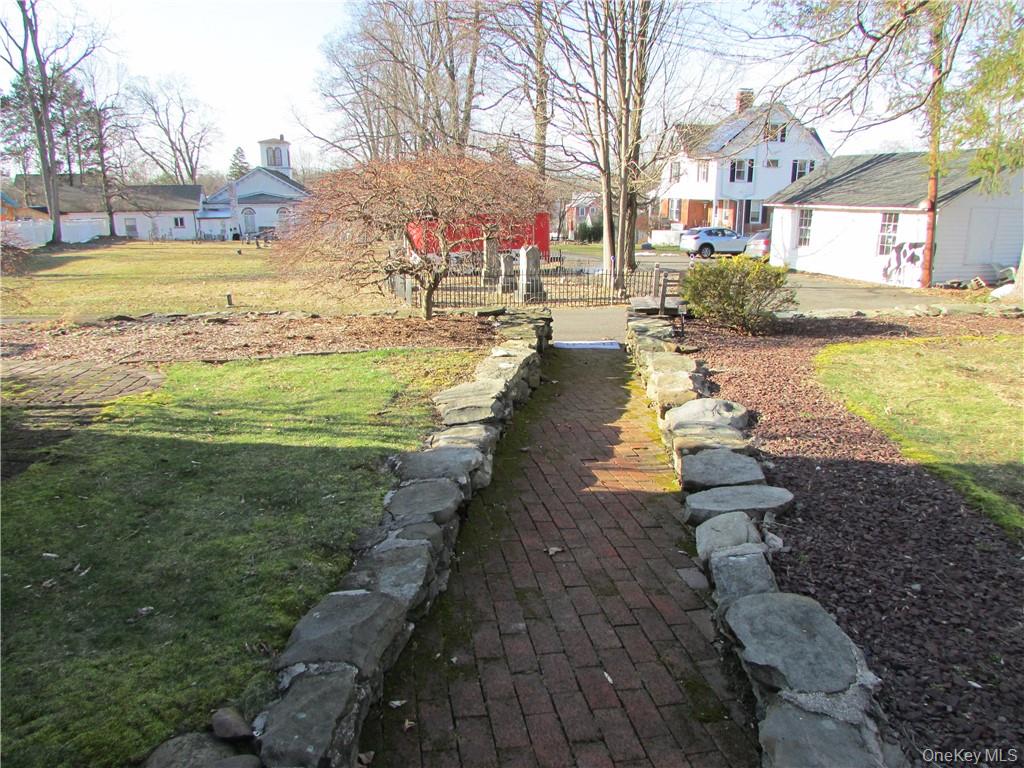 10 Tomily Road, Cornwall, NY 12518