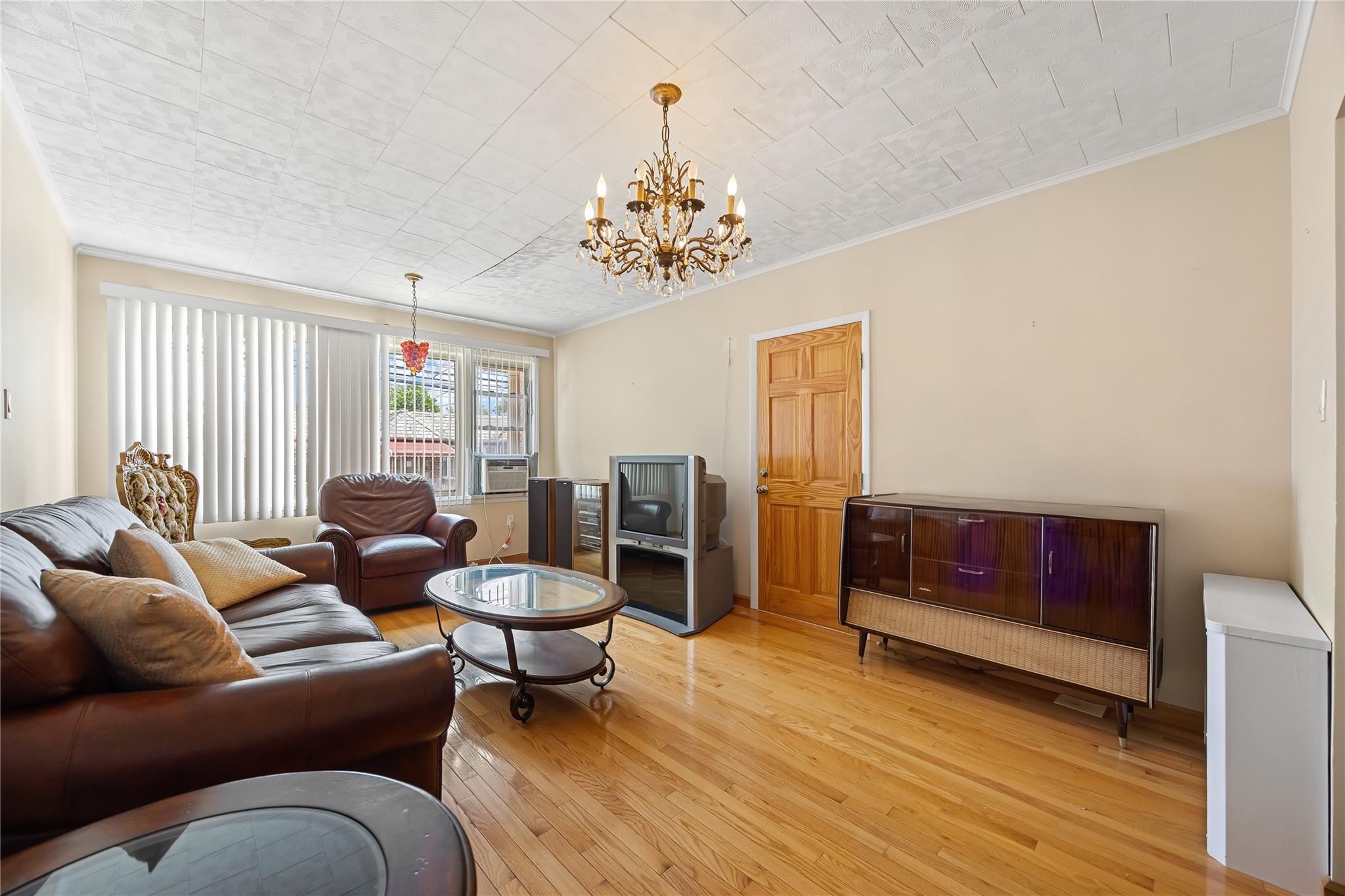 69-31 59th Road, Maspeth, NY 11378