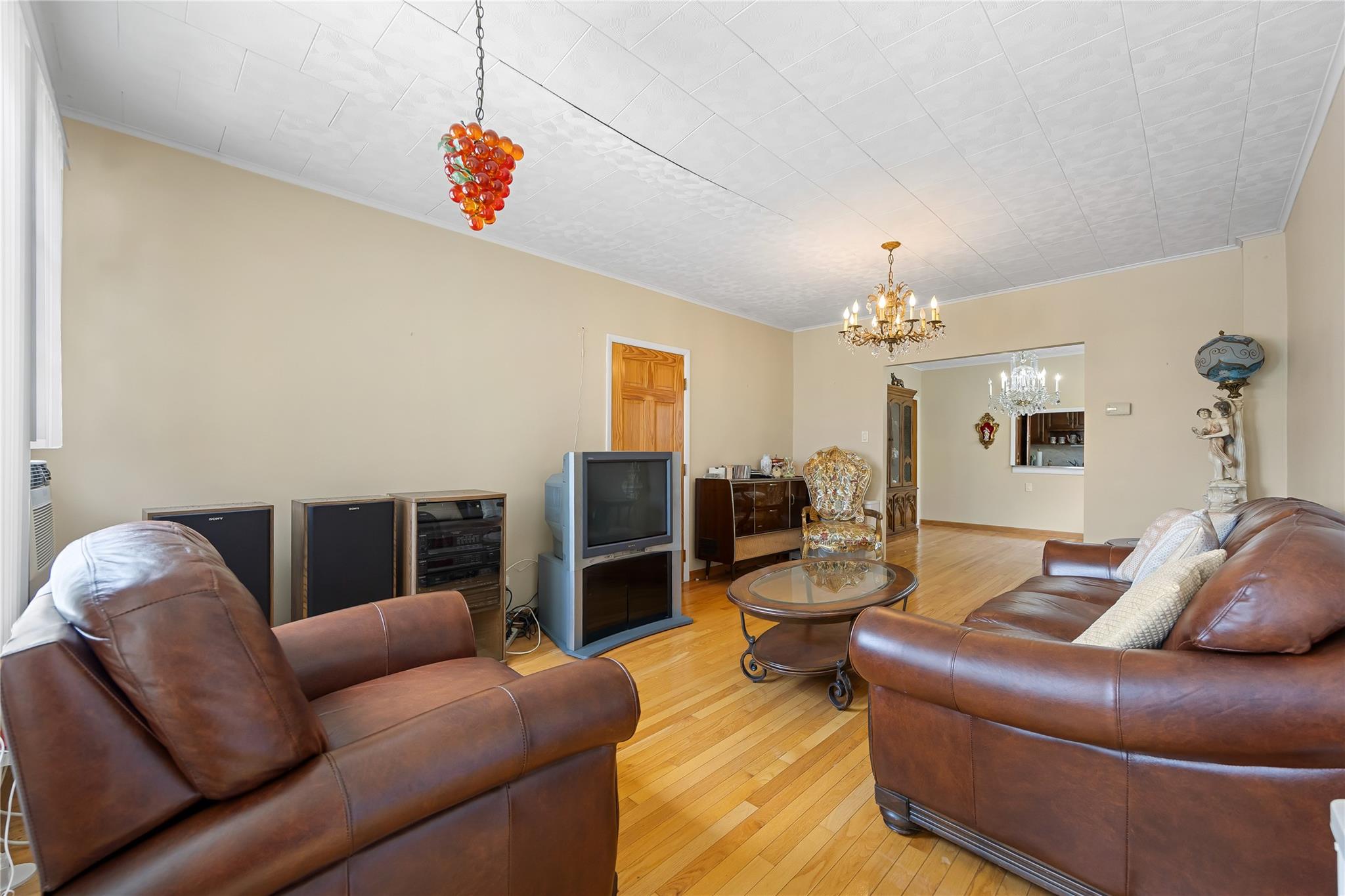 69-31 59th Road, Maspeth, NY 11378