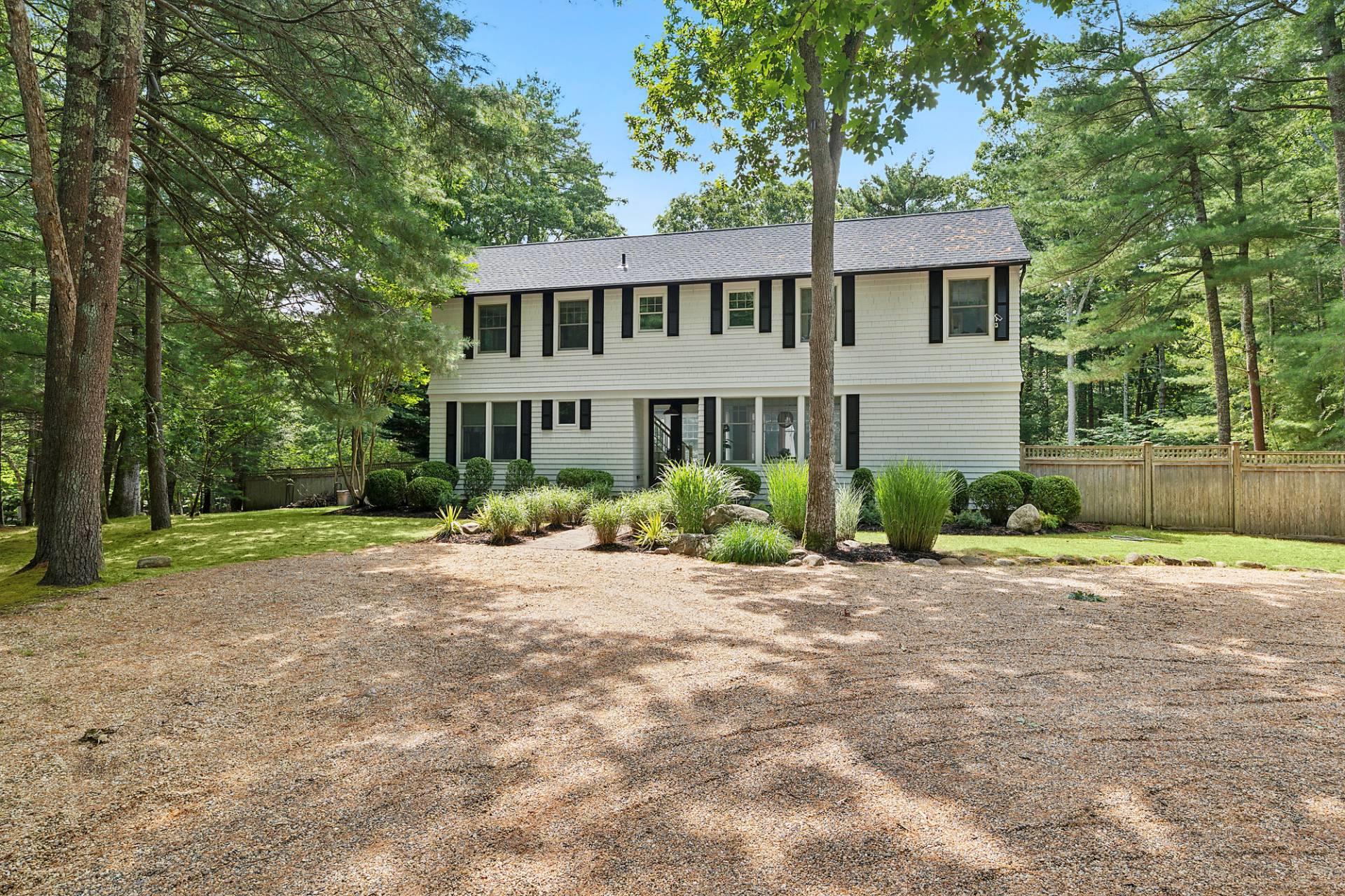 5 Spread Oak Lane, East Hampton, NY 11937