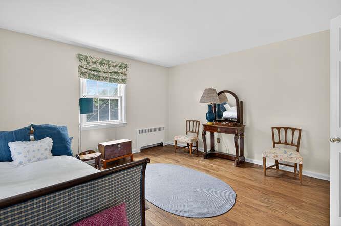 273 Bayville Road, Lattingtown, NY 11560