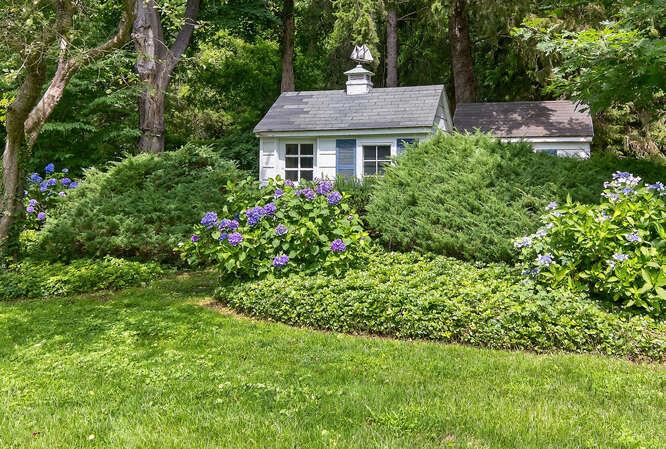 273 Bayville Road, Lattingtown, NY 11560