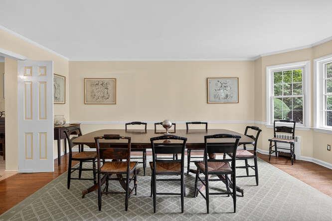 273 Bayville Road, Lattingtown, NY 11560