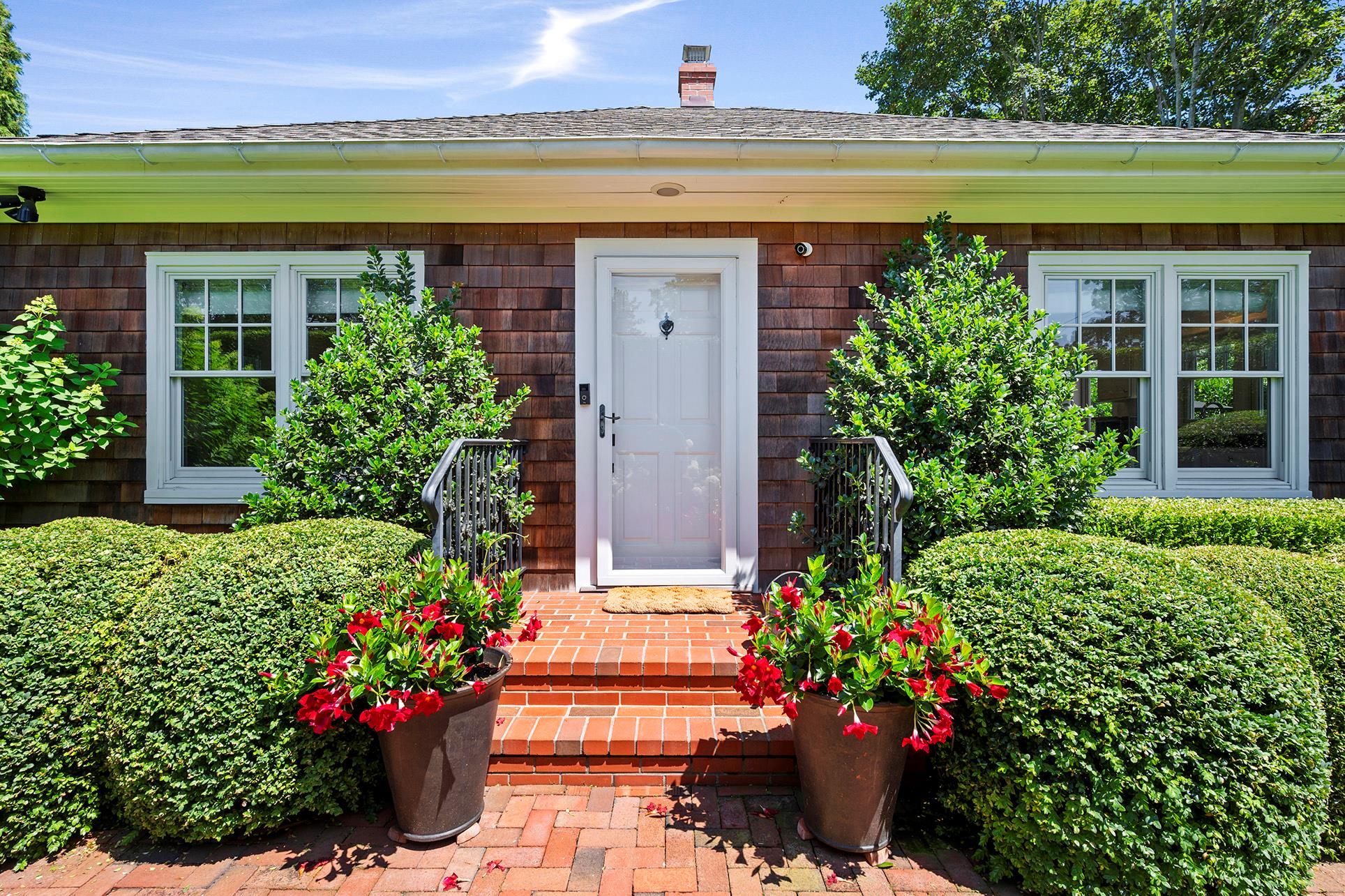 16 Miller Lane, East Hampton, NY 11937
