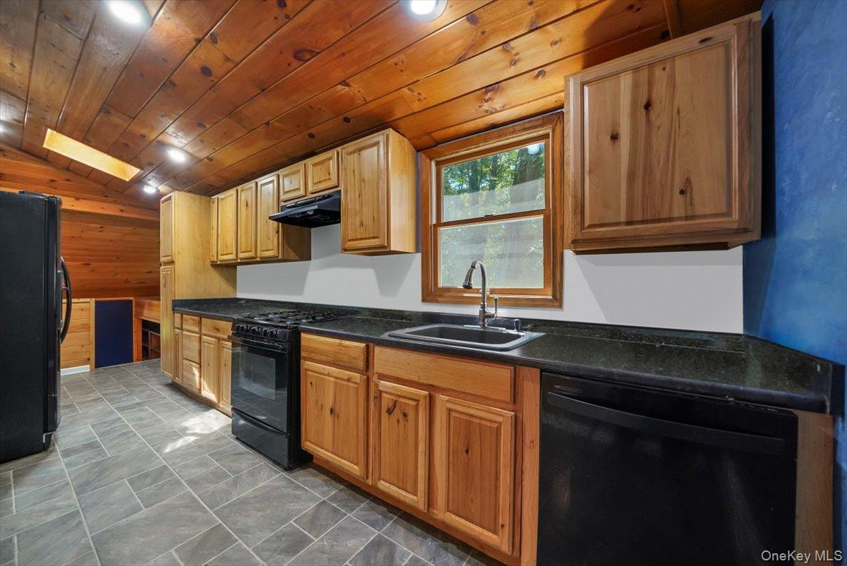 425 Old Dutch Hollow Road, Monroe, NY 10950