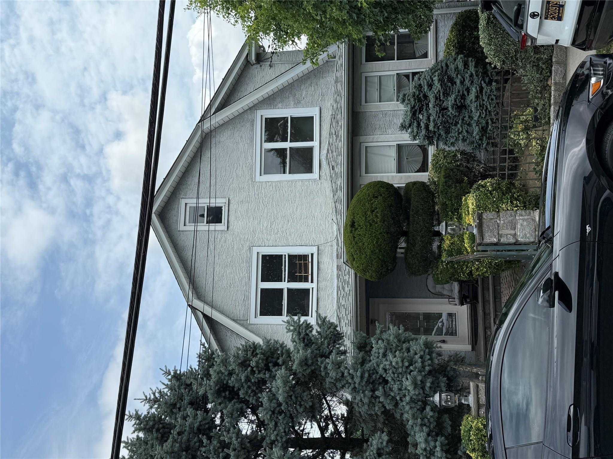 109 Greenvale Avenue, Yonkers, NY 10703