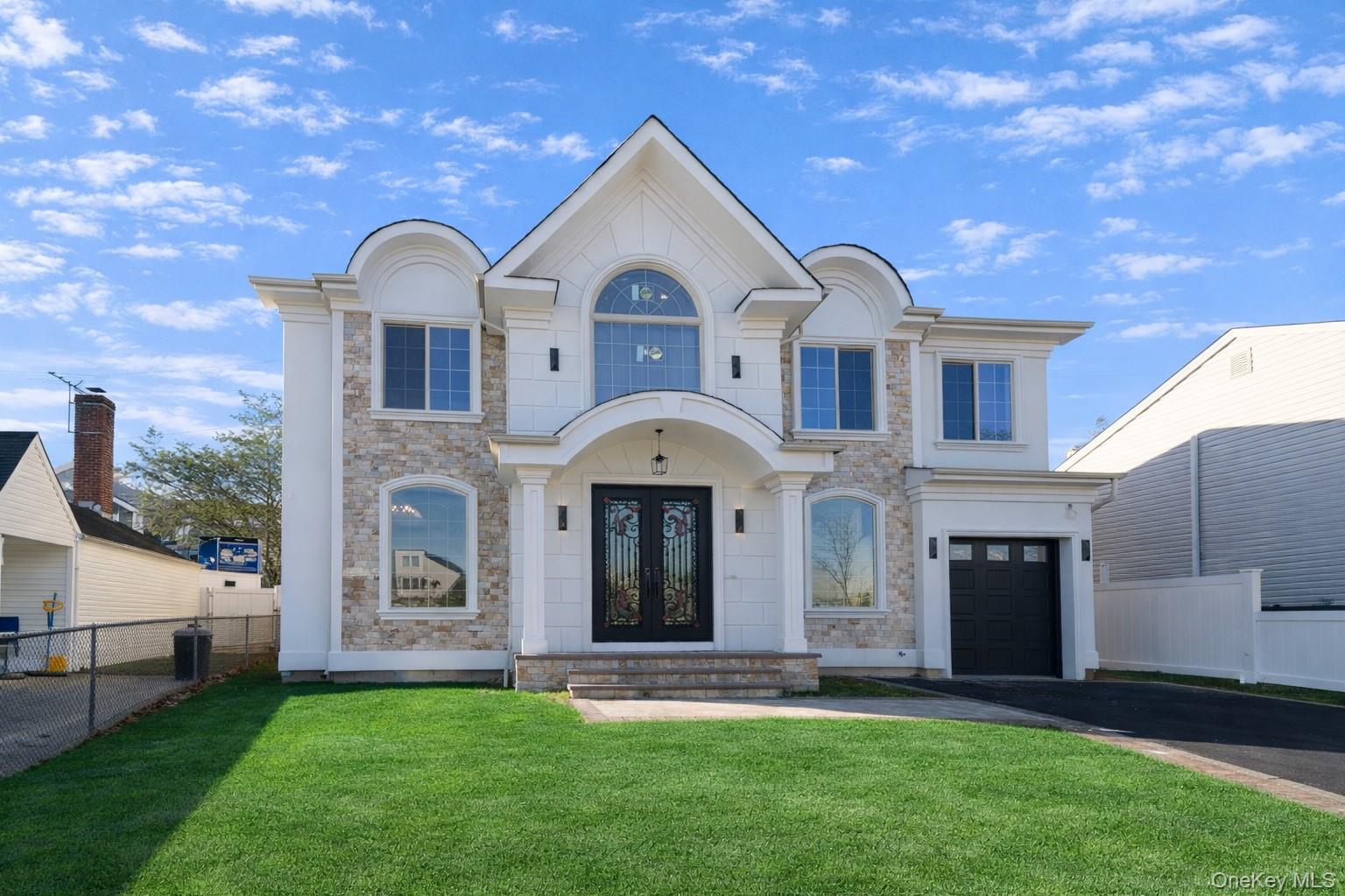 102 Cotton Lane, Levittown, NY 11756