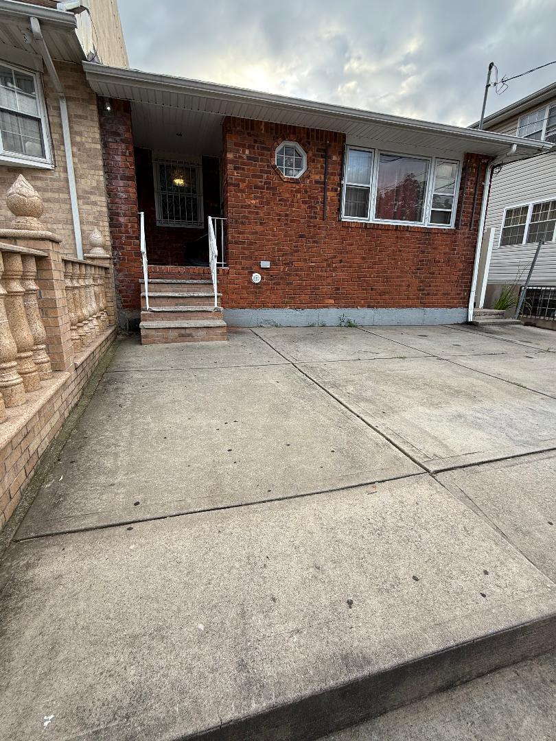 13116 140th Street, Jamaica, NY 11436