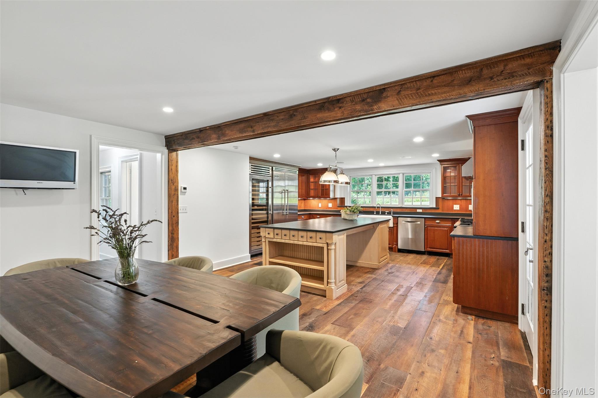 20 Salem Road, Pound Ridge, NY 10576