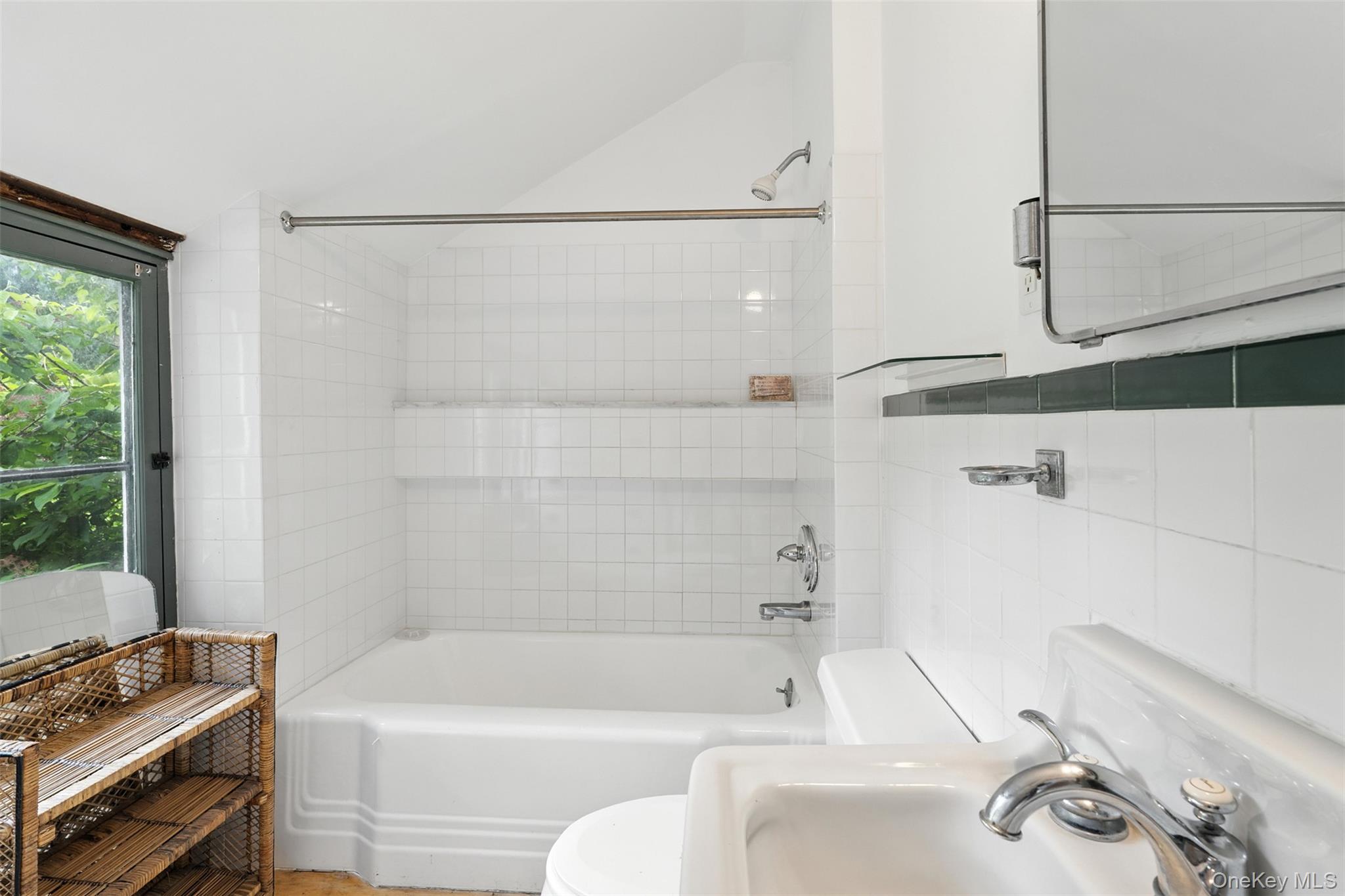 20 Salem Road, Pound Ridge, NY 10576