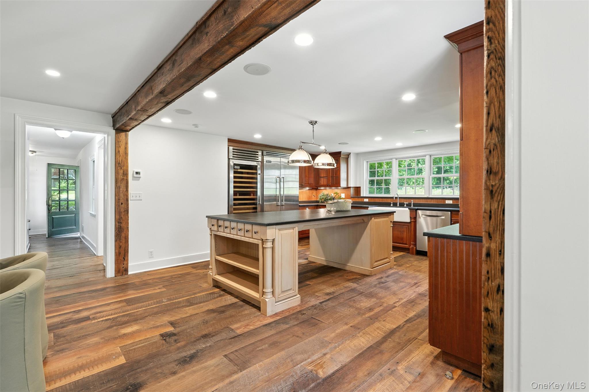 20 Salem Road, Pound Ridge, NY 10576