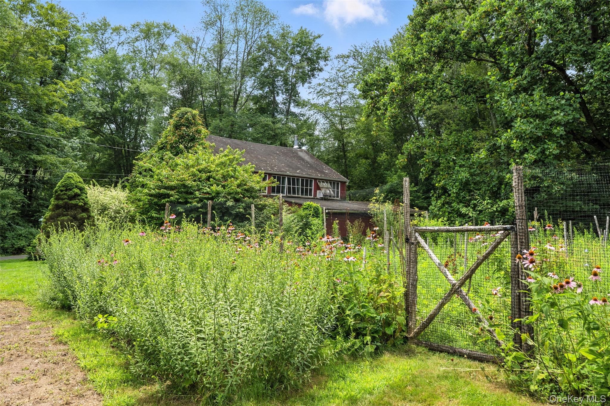 20 Salem Road, Pound Ridge, NY 10576