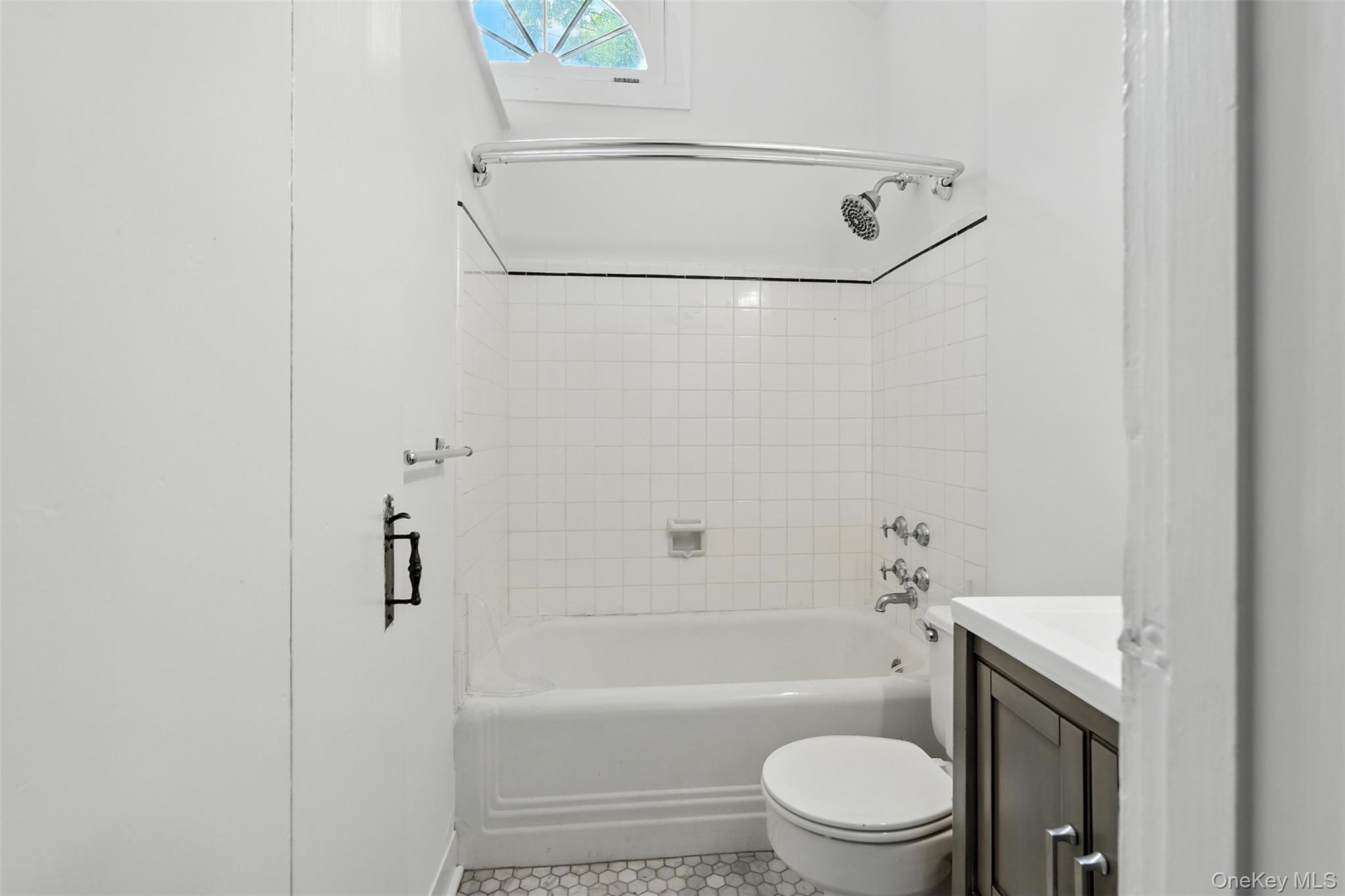 20 Salem Road, Pound Ridge, NY 10576