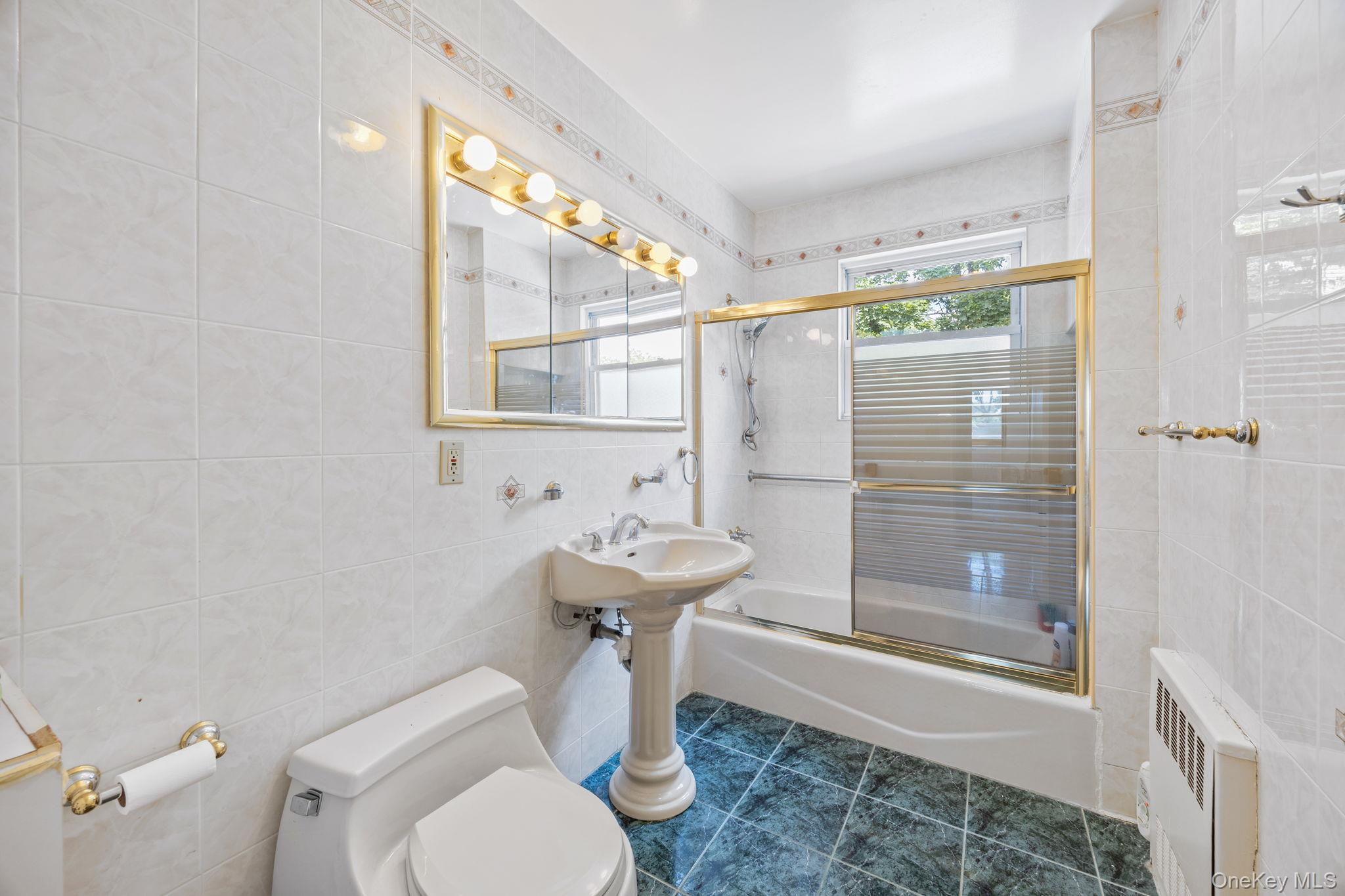 14759 71st Avenue, Flushing, NY 11367