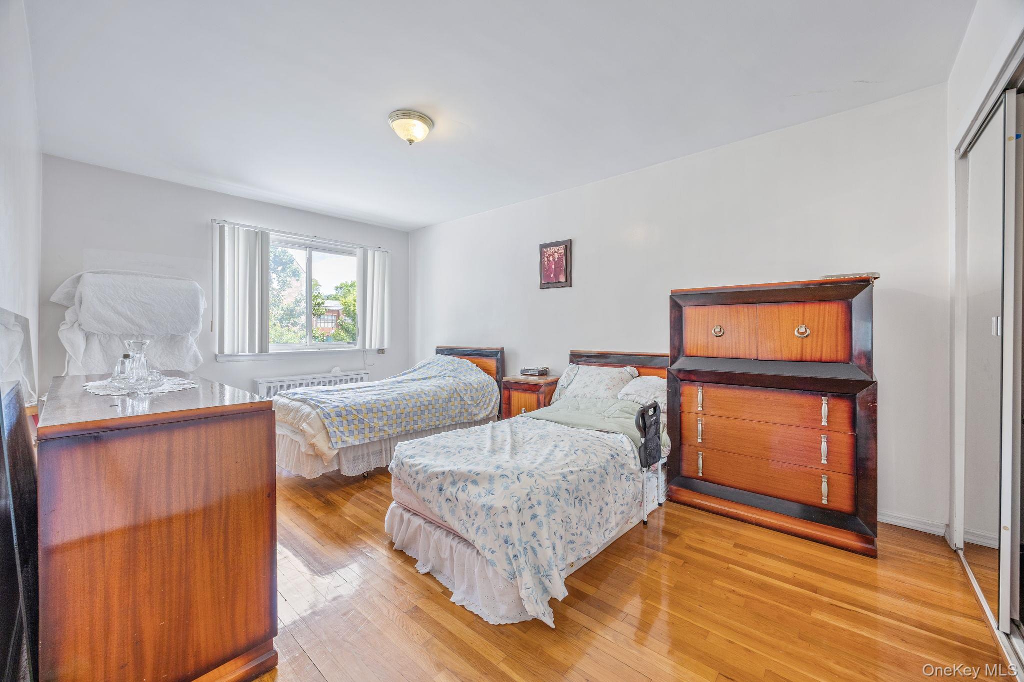 14759 71st Avenue, Flushing, NY 11367