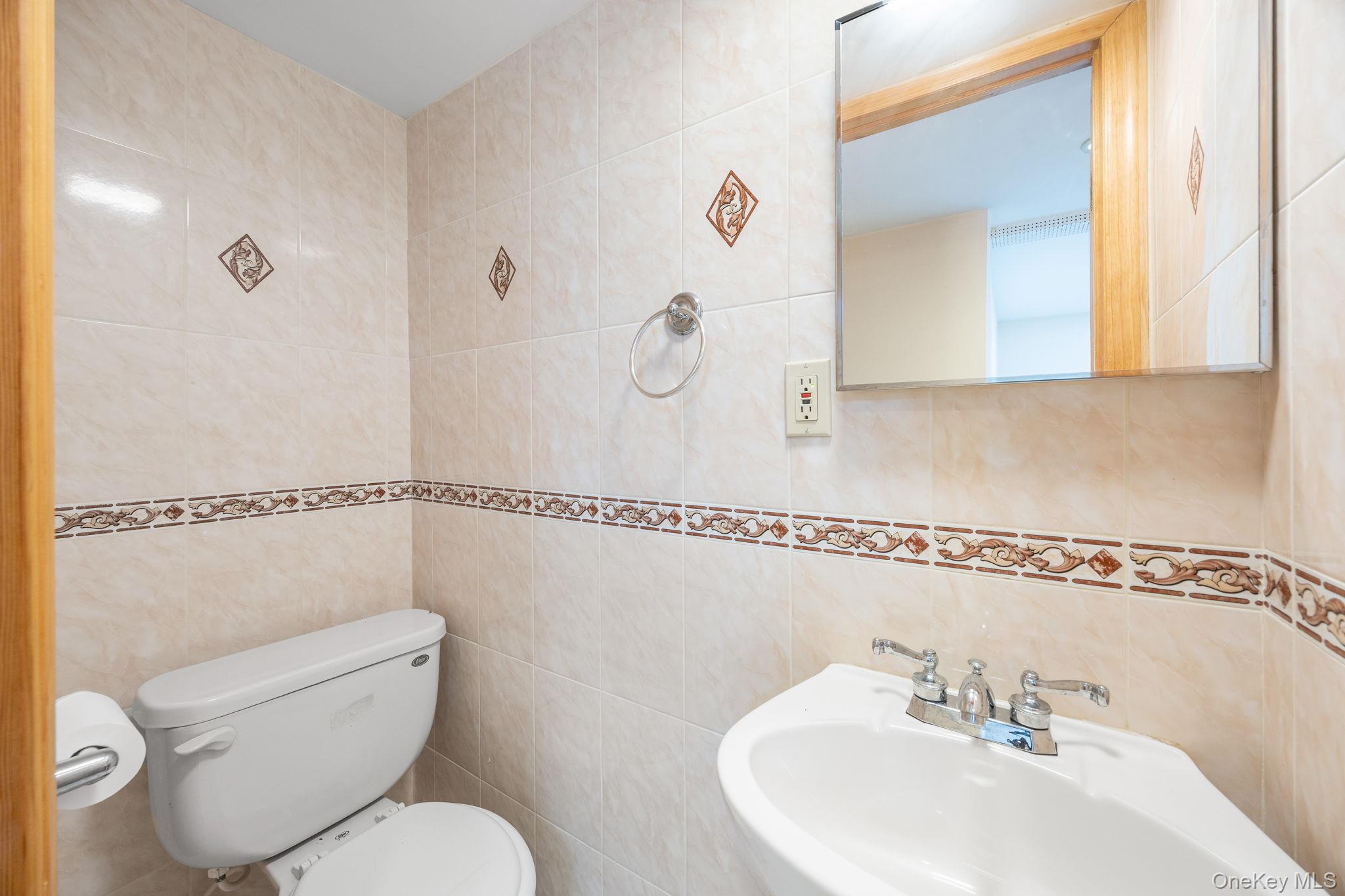 14759 71st Avenue, Flushing, NY 11367