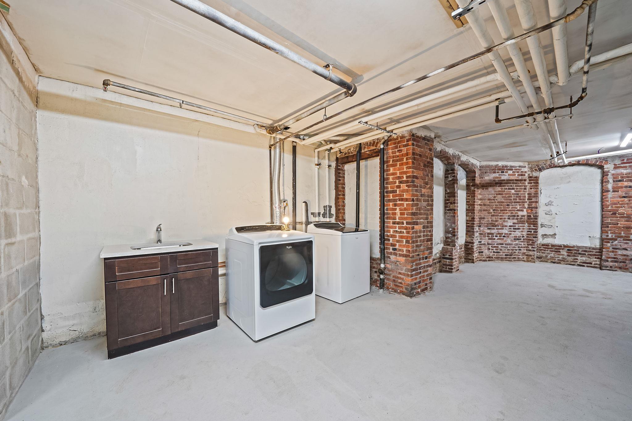 246 Hancock Street, Brooklyn, NY 11216