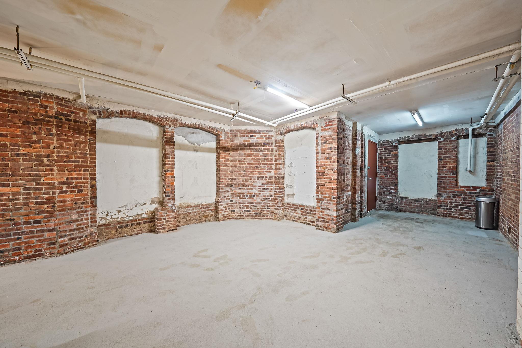 246 Hancock Street, Brooklyn, NY 11216