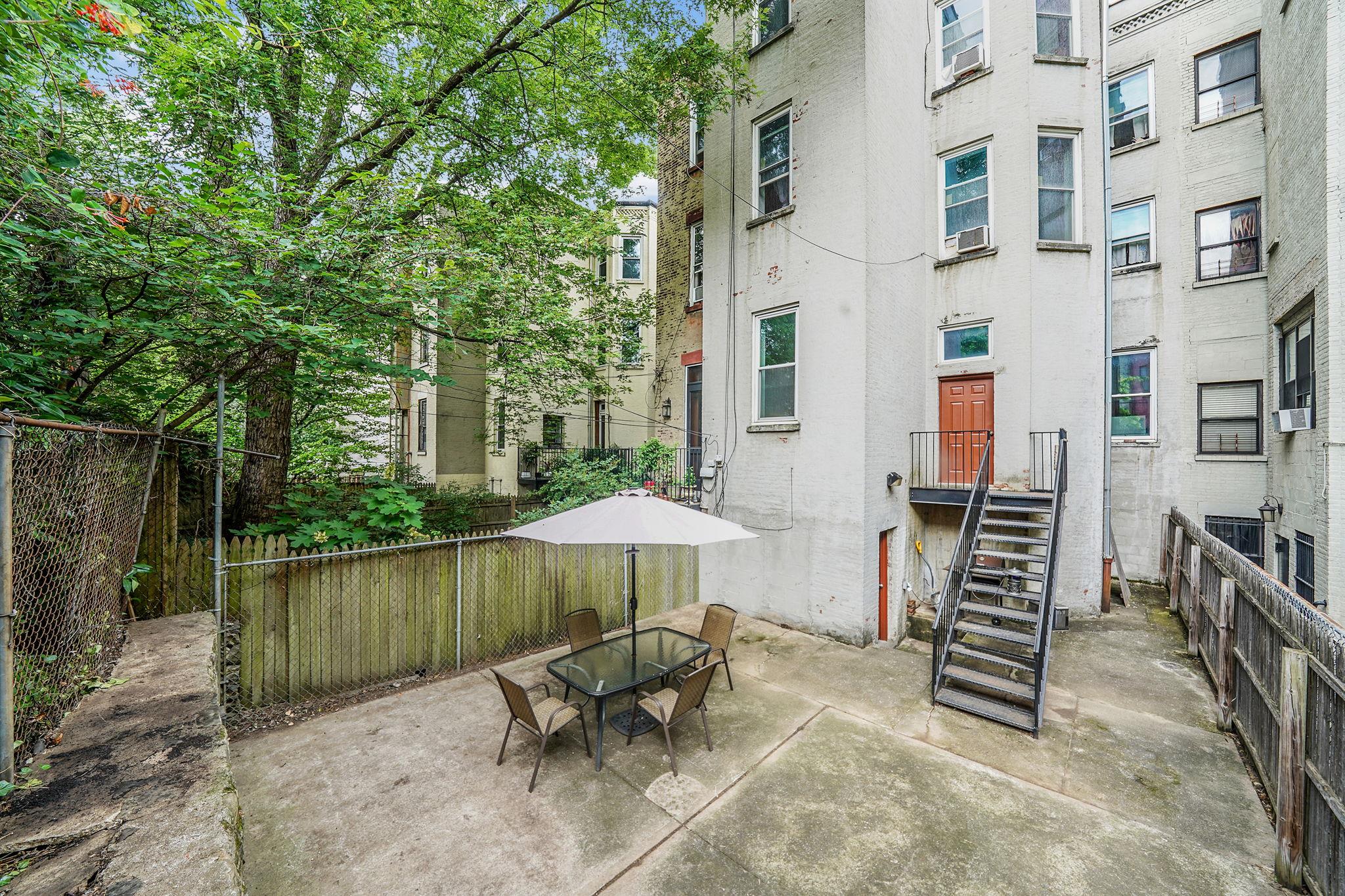 246 Hancock Street, Brooklyn, NY 11216