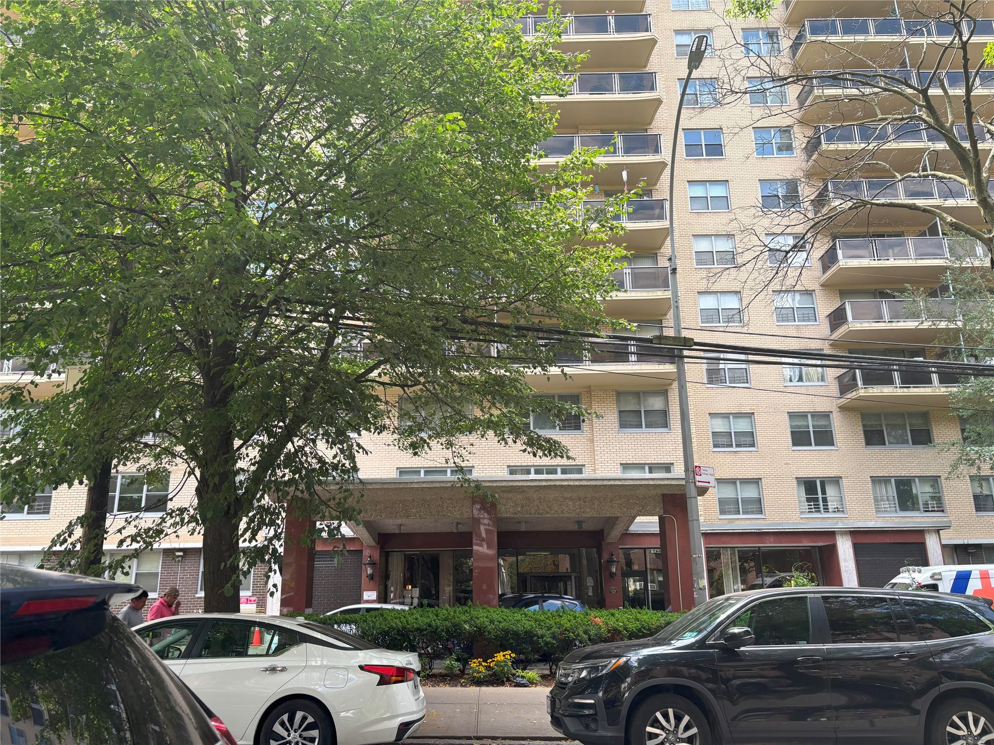 175-20 Wexford terrace # 4K, Jamaica Estates, NY 11432