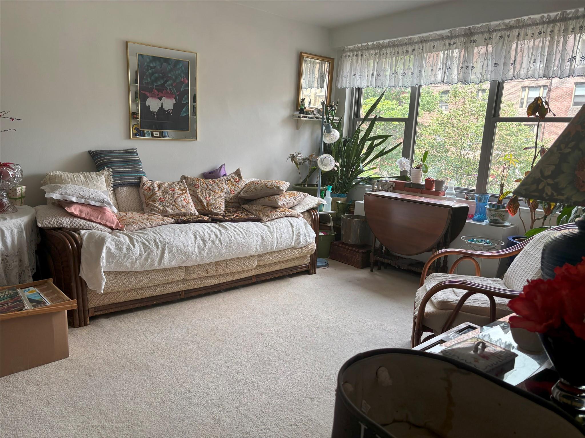 175-20 Wexford terrace # 4K, Jamaica Estates, NY 11432