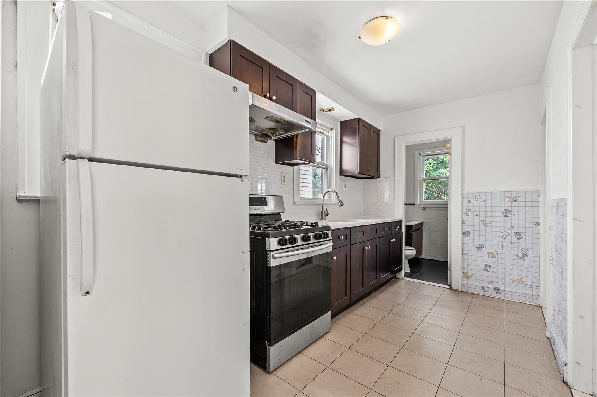 140-24 Quince Avenue, Flushing, NY 11355