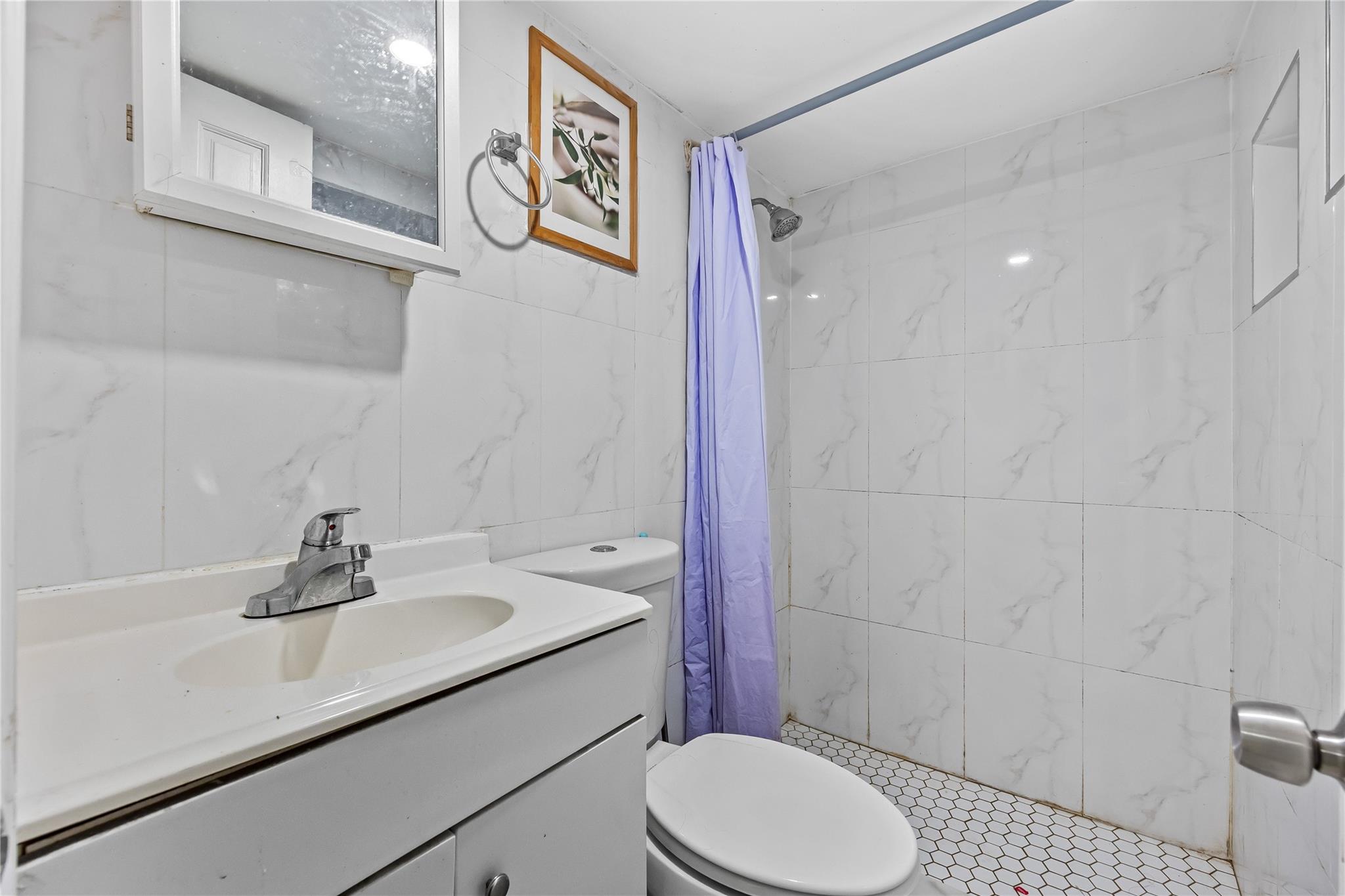 140-24 Quince Avenue, Flushing, NY 11355