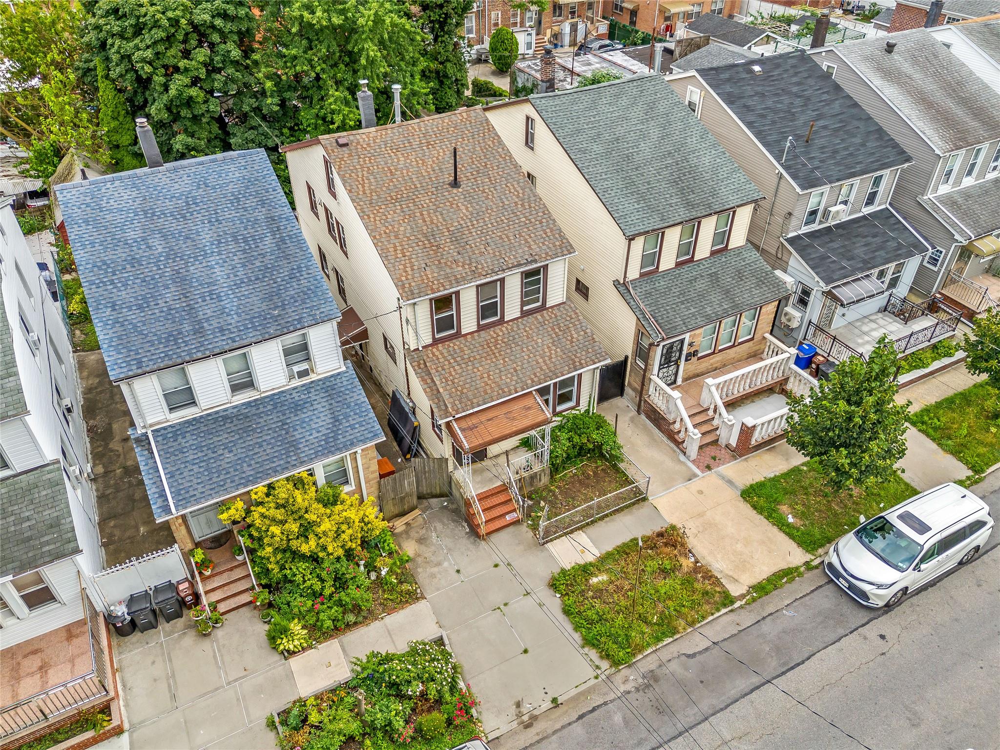 140-24 Quince Avenue, Flushing, NY 11355