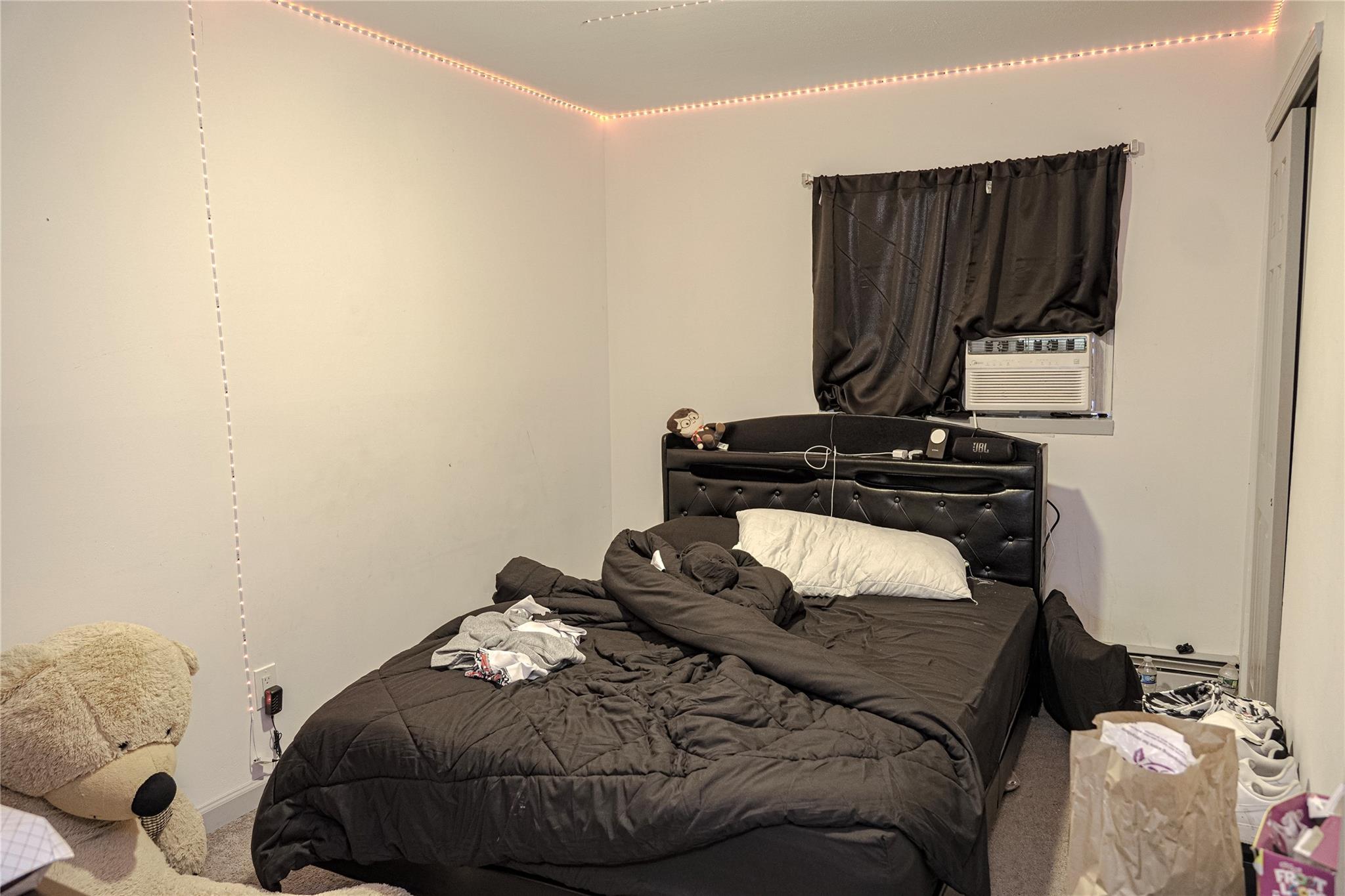 172 Hampton Avenue, Mastic, NY 11950