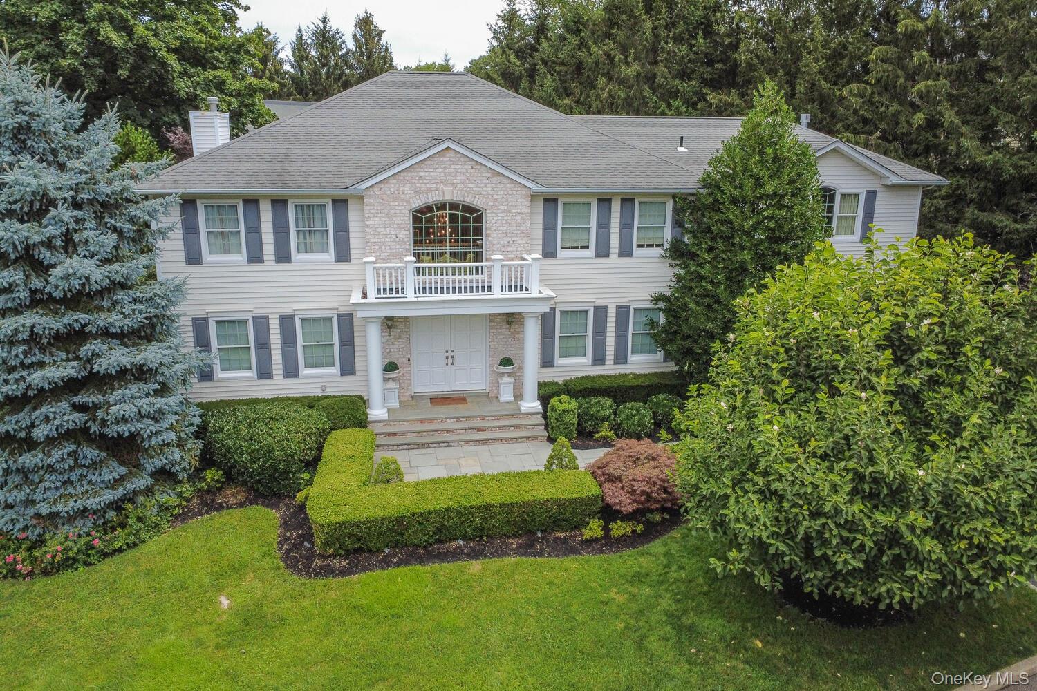 2 Gail Terrace, Glen Cove, NY 11542