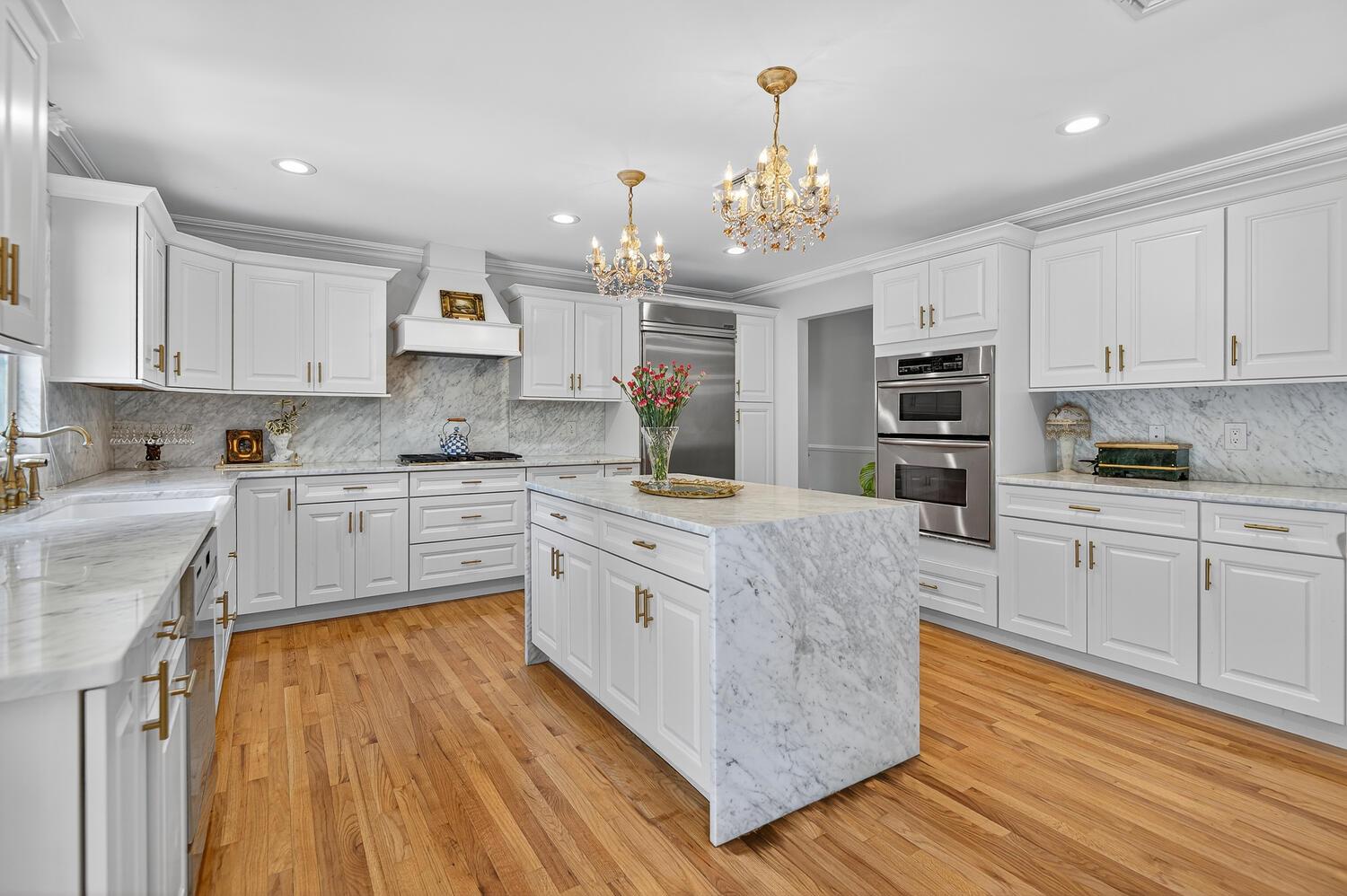 2 Gail Terrace, Glen Cove, NY 11542