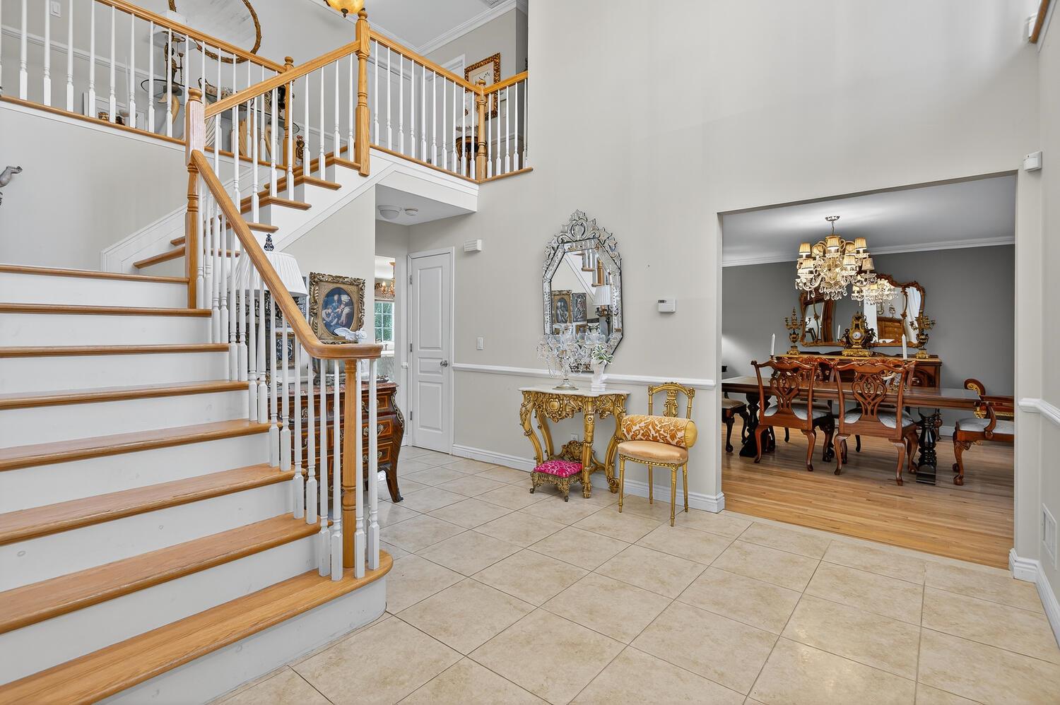 2 Gail Terrace, Glen Cove, NY 11542