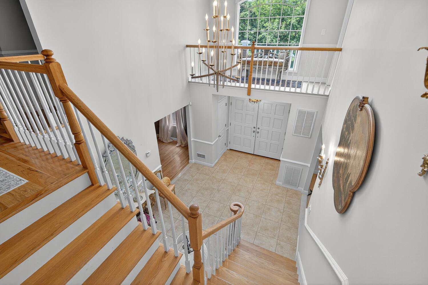 2 Gail Terrace, Glen Cove, NY 11542