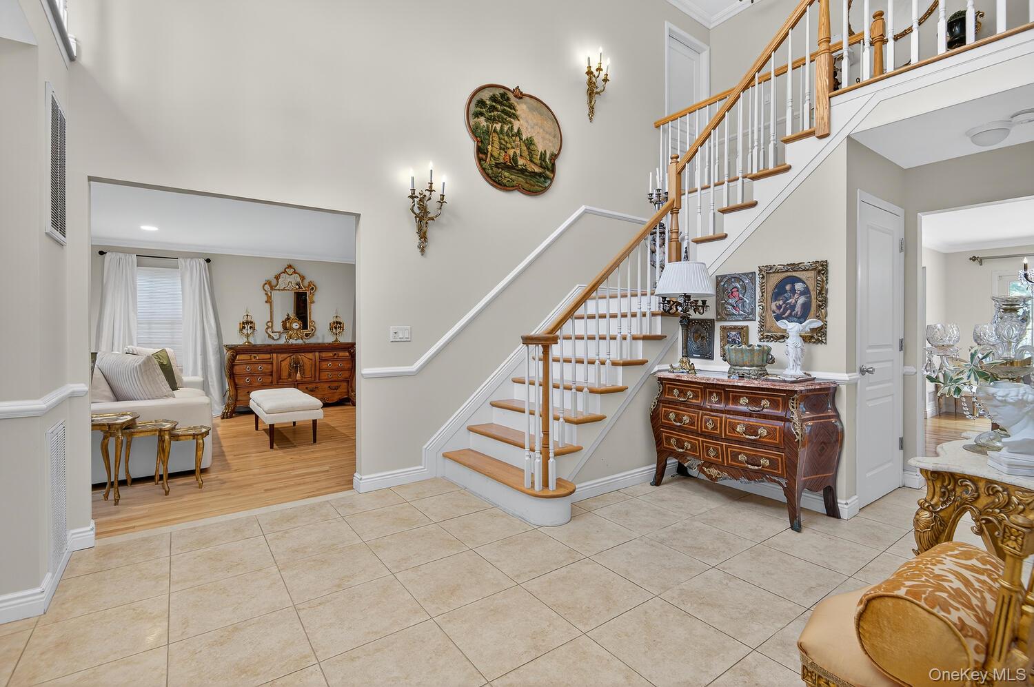 2 Gail Terrace, Glen Cove, NY 11542