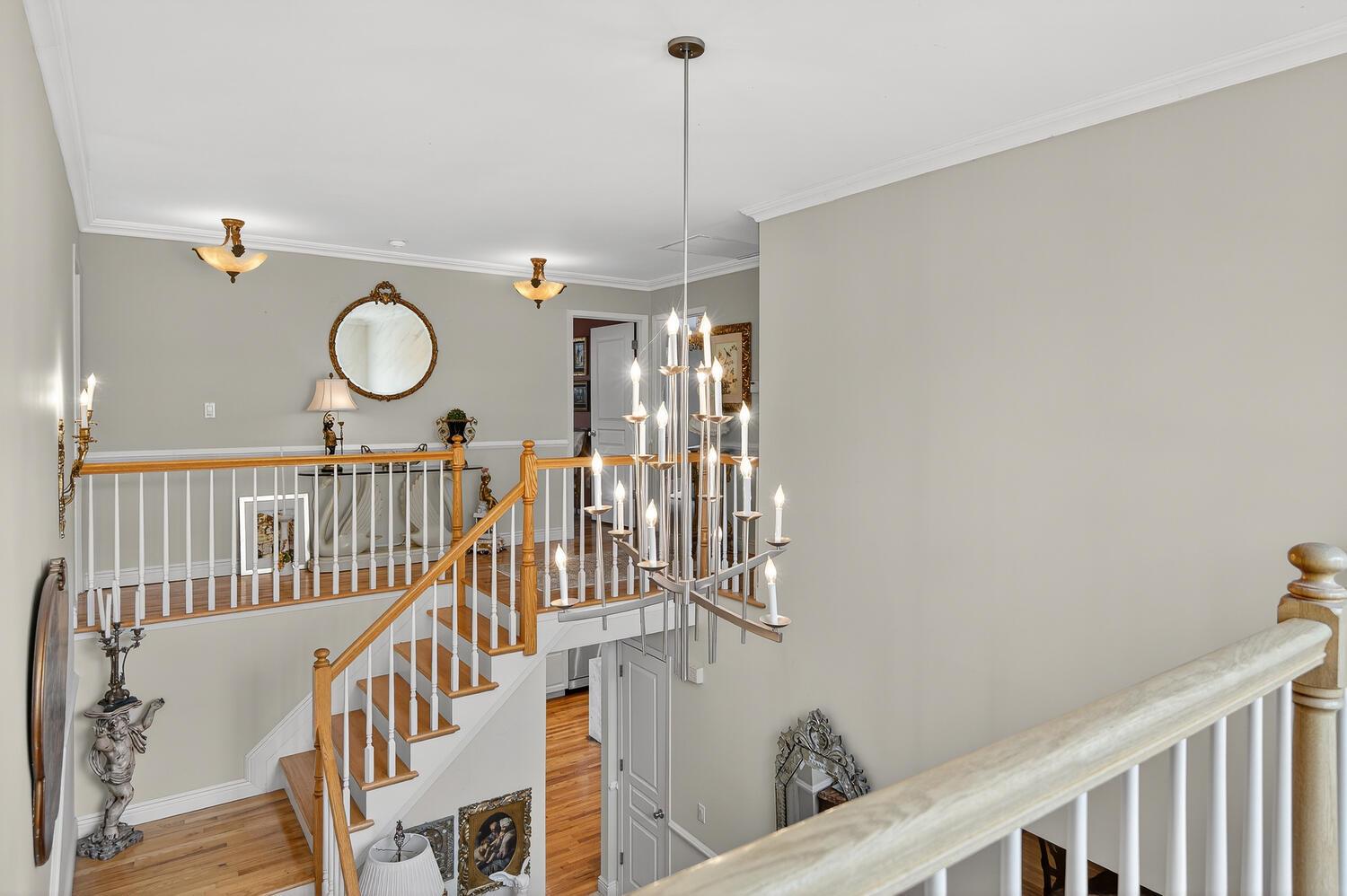 2 Gail Terrace, Glen Cove, NY 11542