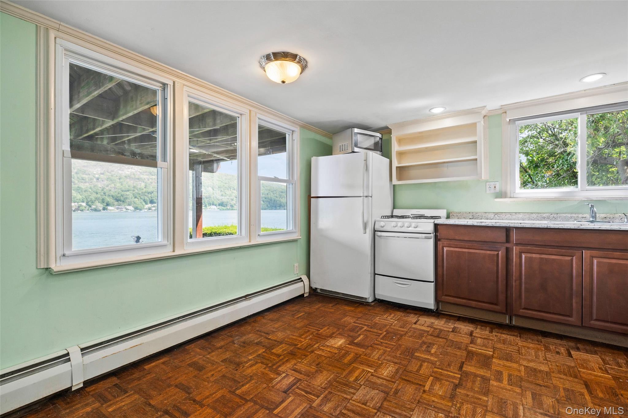 580 Jersey Avenue, Greenwood Lake, NY 10925