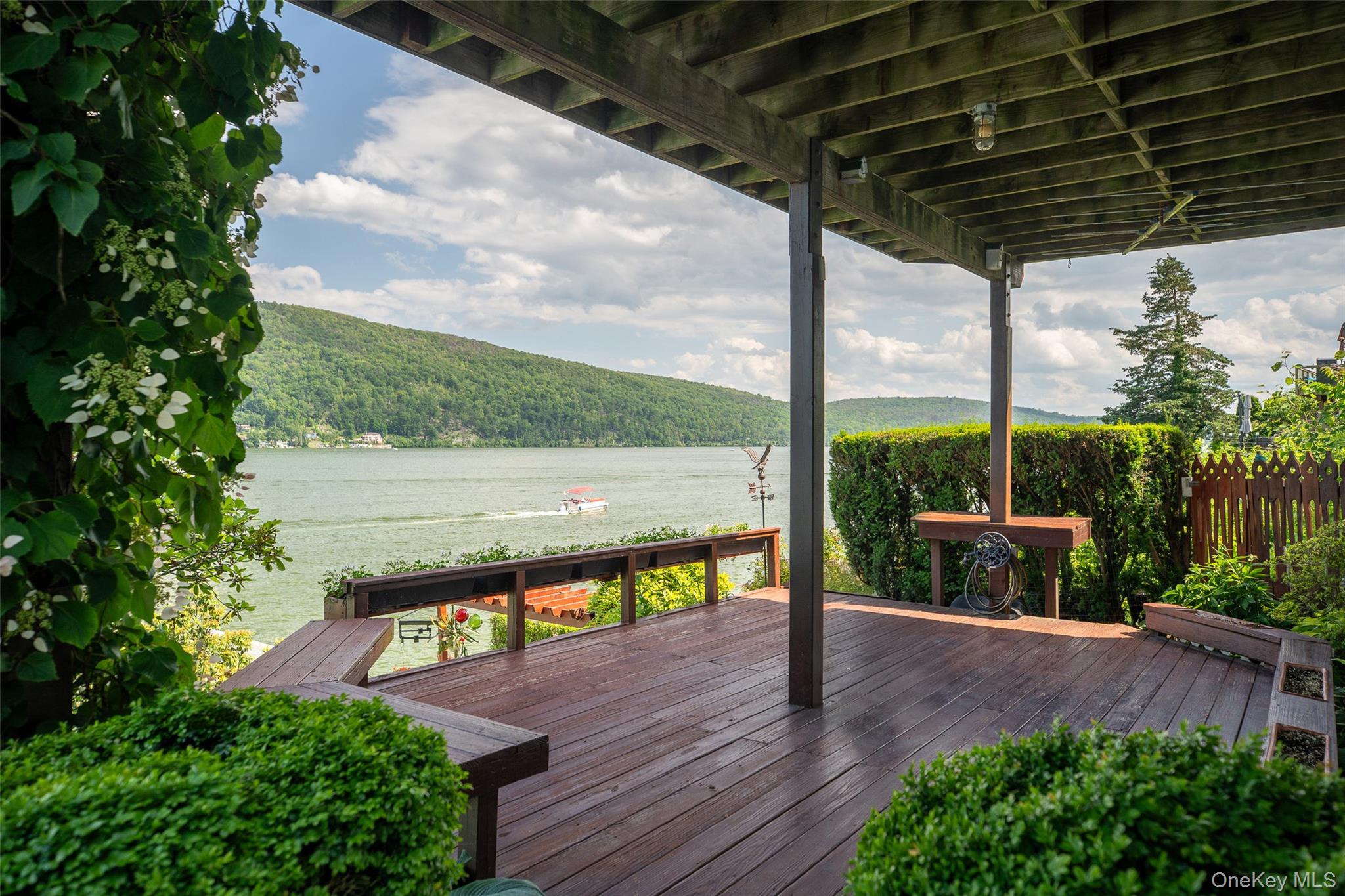 580 Jersey Avenue, Greenwood Lake, NY 10925