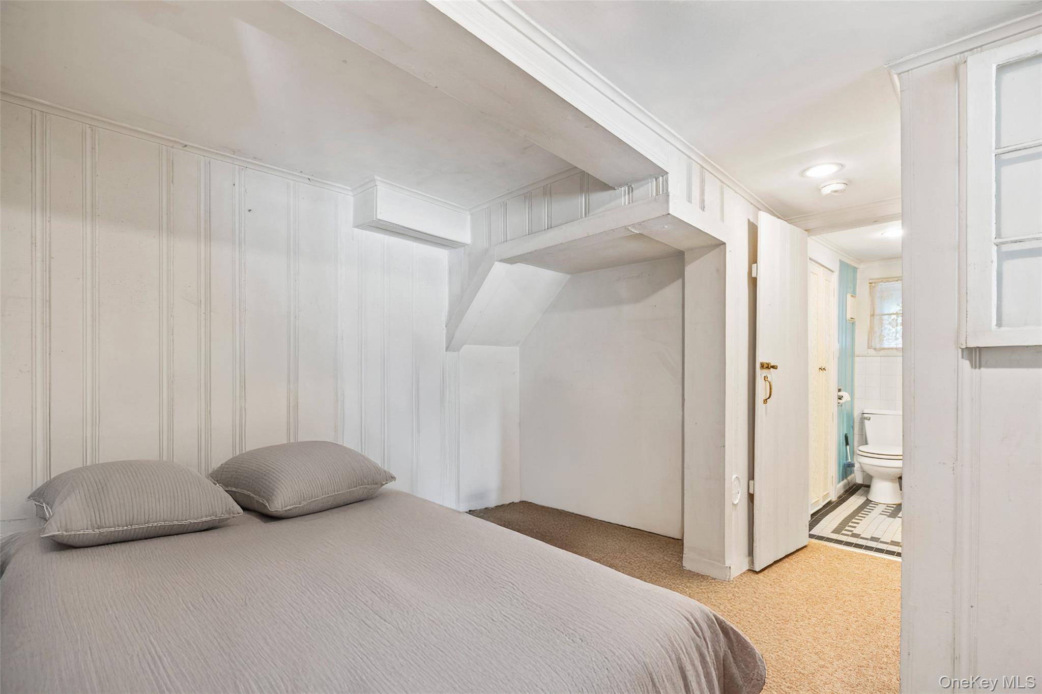 580 Jersey Avenue, Greenwood Lake, NY 10925