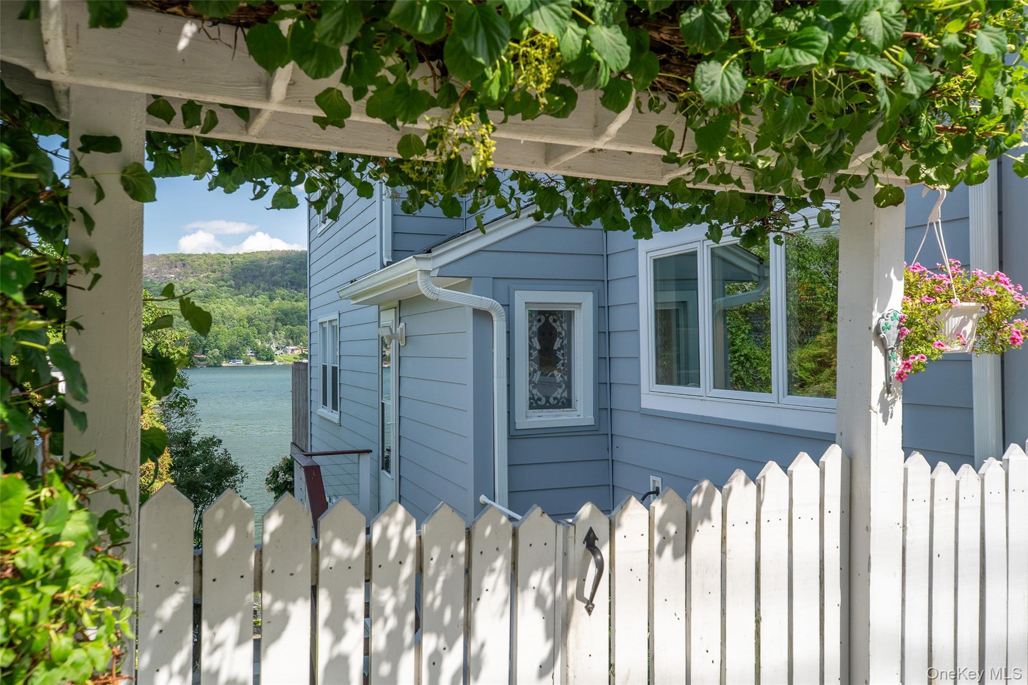 580 Jersey Avenue, Greenwood Lake, NY 10925