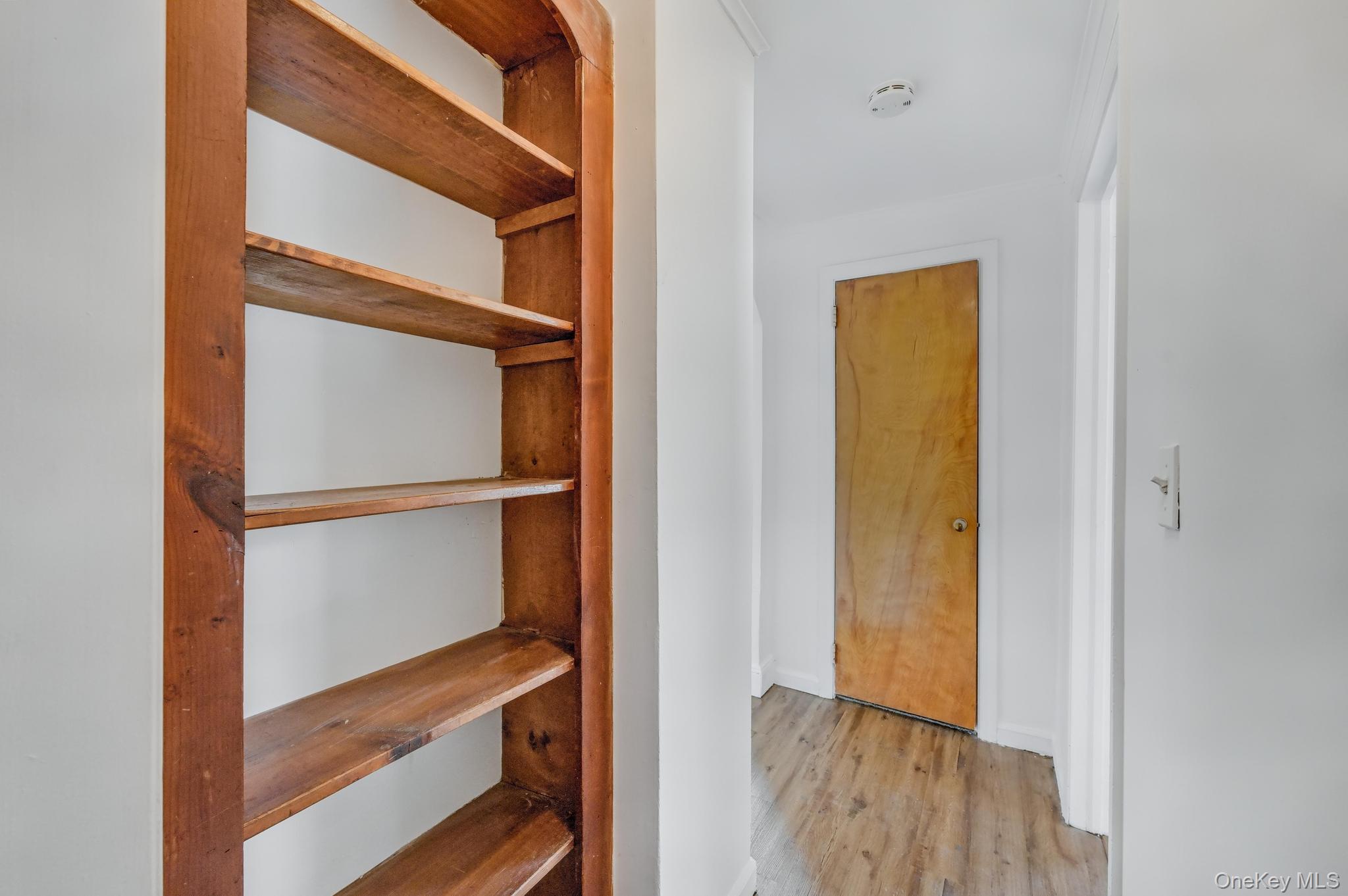 11 Rhoda Avenue, Smithtown, NY 11787