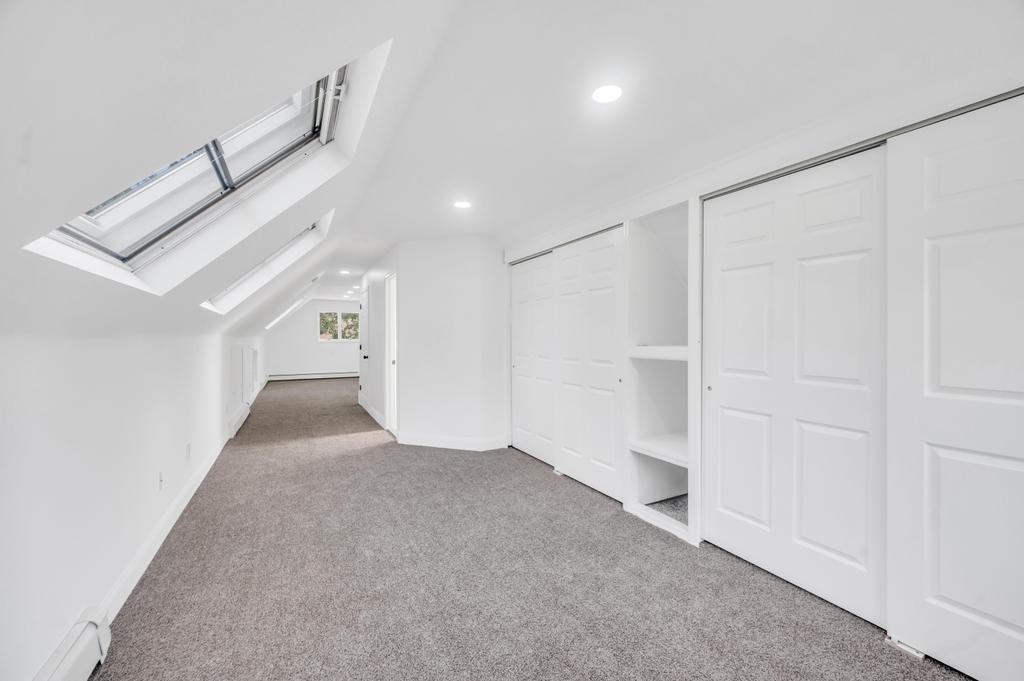 9 Wakefield Avenue, Coram, NY 11727