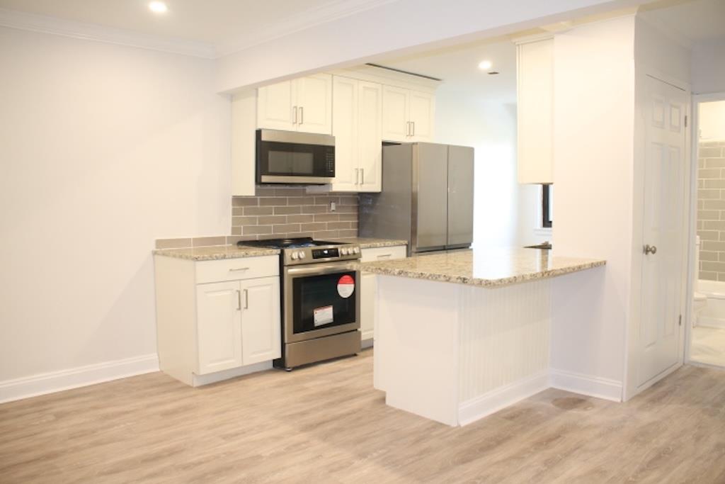 60 White Oak # 4C, New Rochelle, NY 10801