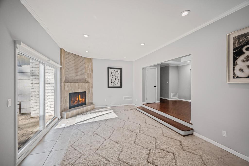 110 Peach Drive, East Hills, NY 11576