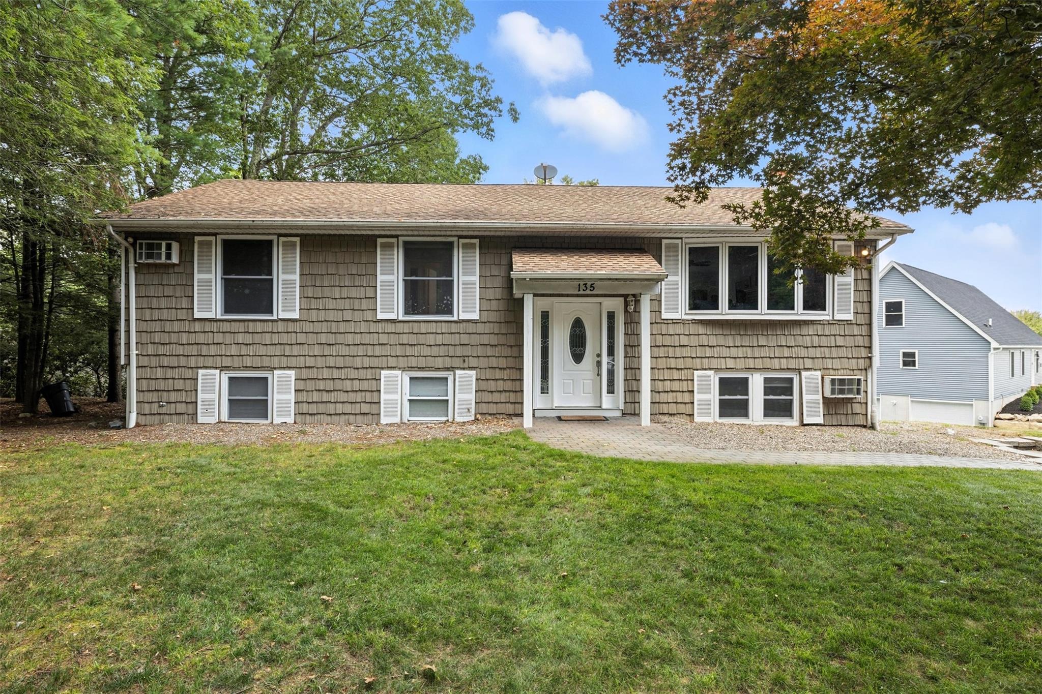 135 Lake Shore Drive E, Rock Hill, NY 12775