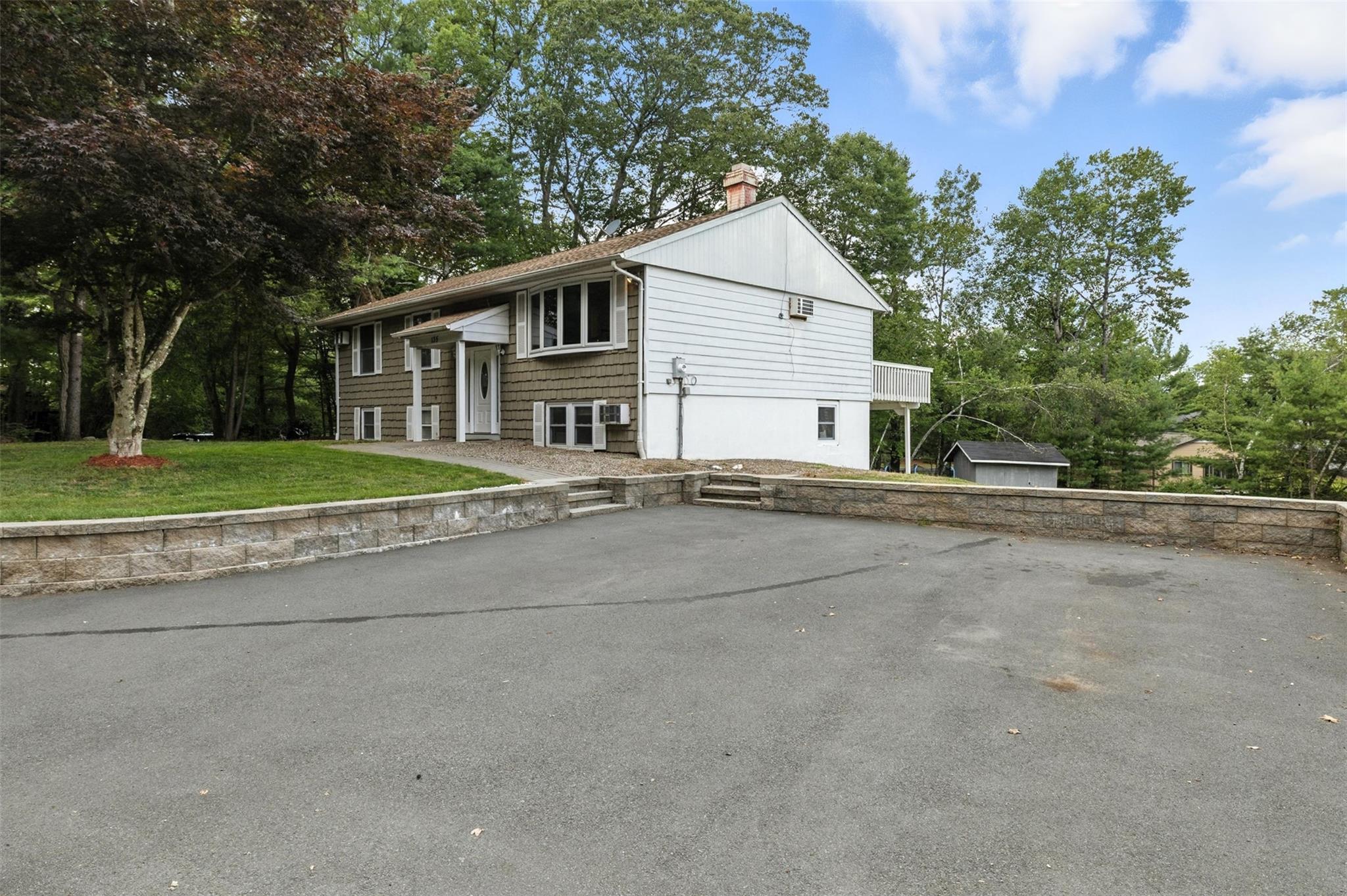 135 Lake Shore Drive E, Rock Hill, NY 12775