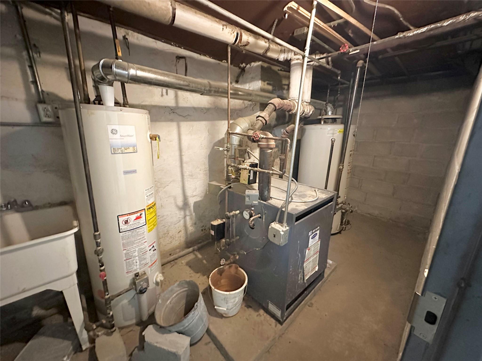 4613 7th Avenue, Brooklyn, NY 11220